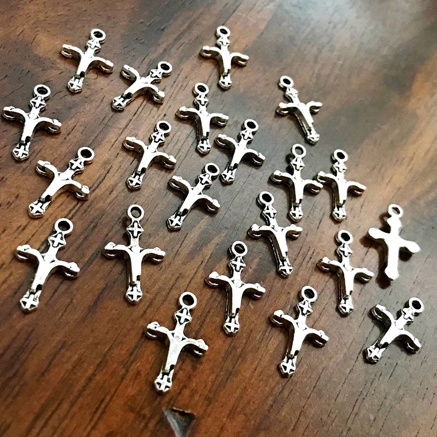 20pcs, Cross Charms, Antique Silver Cross, Cross Pendants, Rosary Cross Charms, Crucifix Charms, Rosary Parts, Tiny Cross Charms, Findings