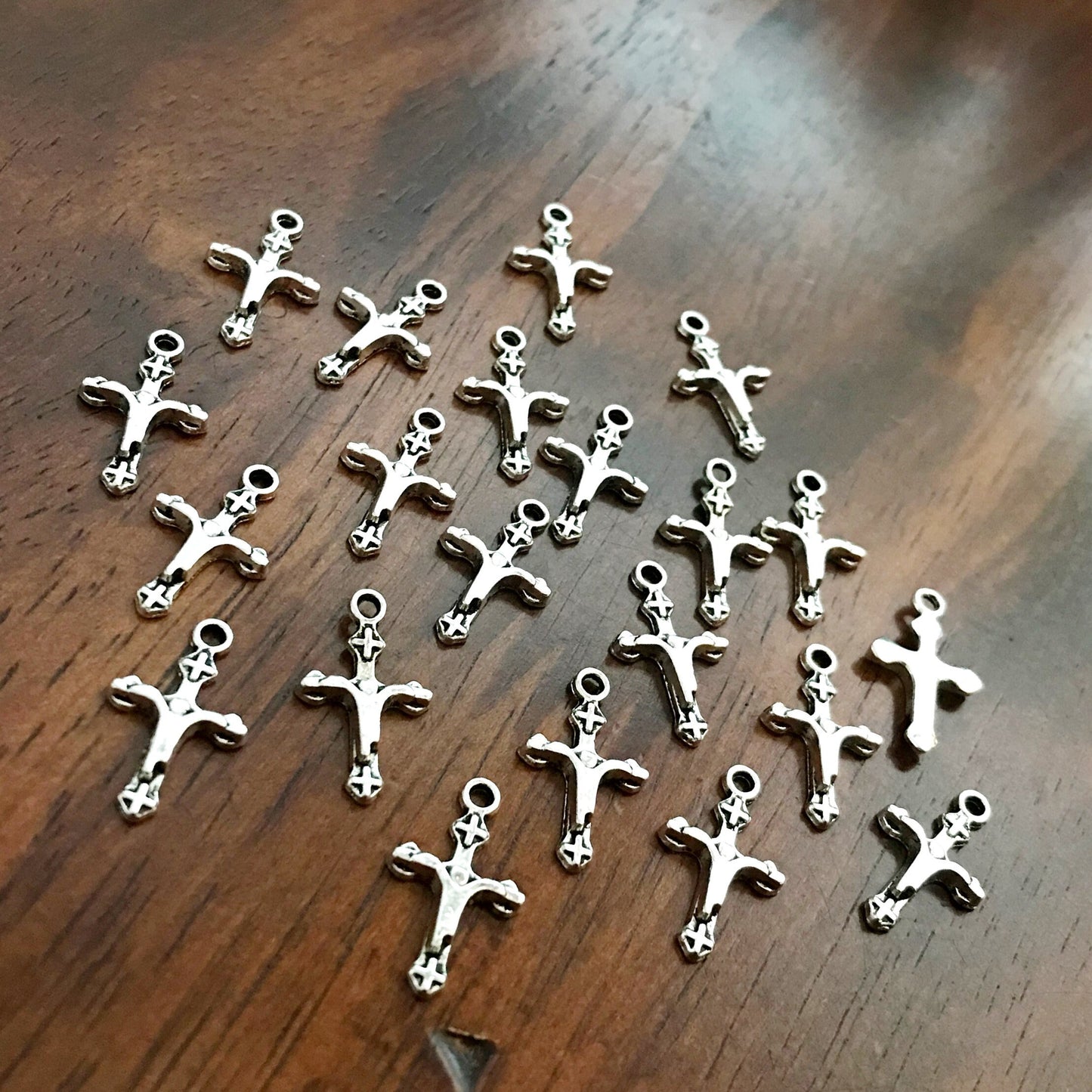 Bulk 40, Cross Charms, Antique Silver Cross, Cross Pendants, Rosary Cross Charms, Crucifix Charms, Rosary Parts, Tiny Cross Charms, Findings
