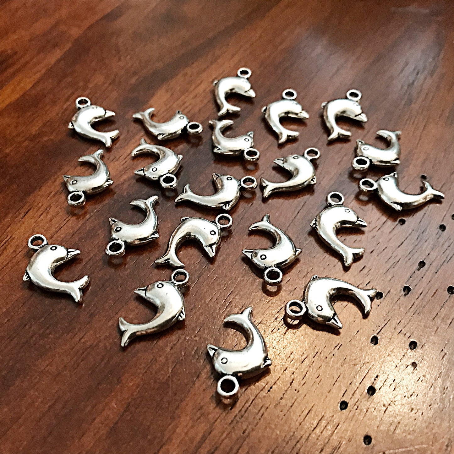 20pcs, Dolphin Charms, Antique Silver Charms, Silver Dolphin Charms, Whale Charms, Fish Charms, 3D Dolphin Charms, Killer Whale, Findings