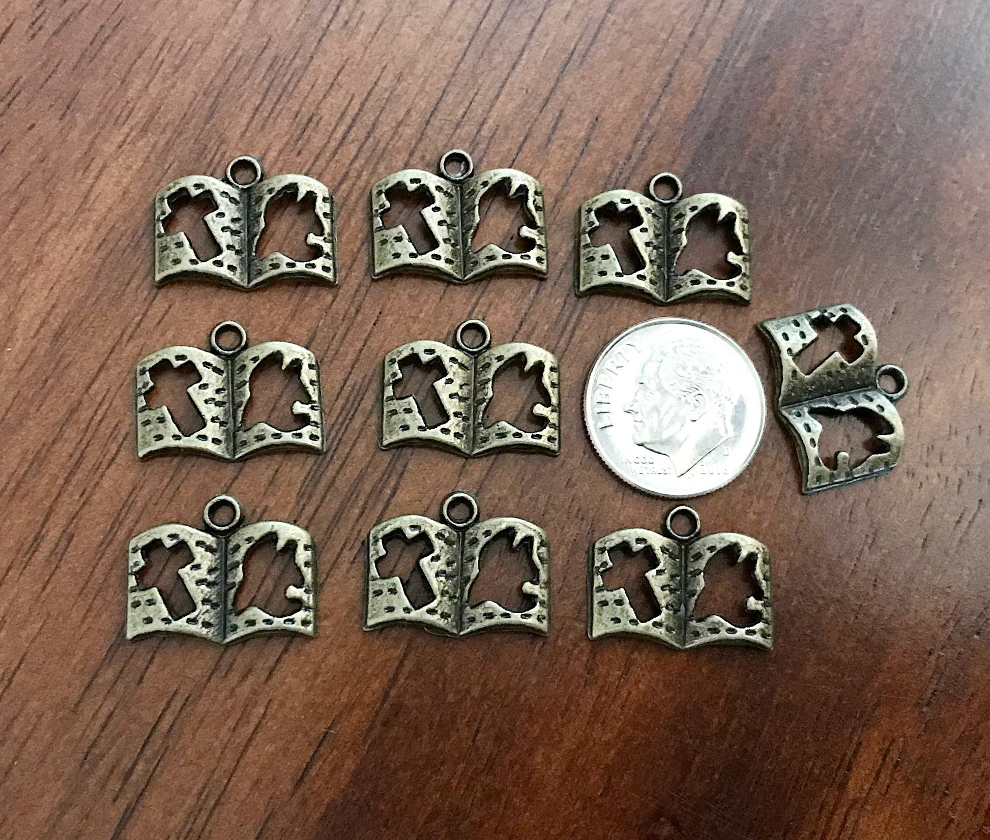 25pcs, Bible Charms, Full Amor of God Charms, Antique Bronze Charms, Bronze Bible Charms, Book Charms, Holy Bible Charms, Findings