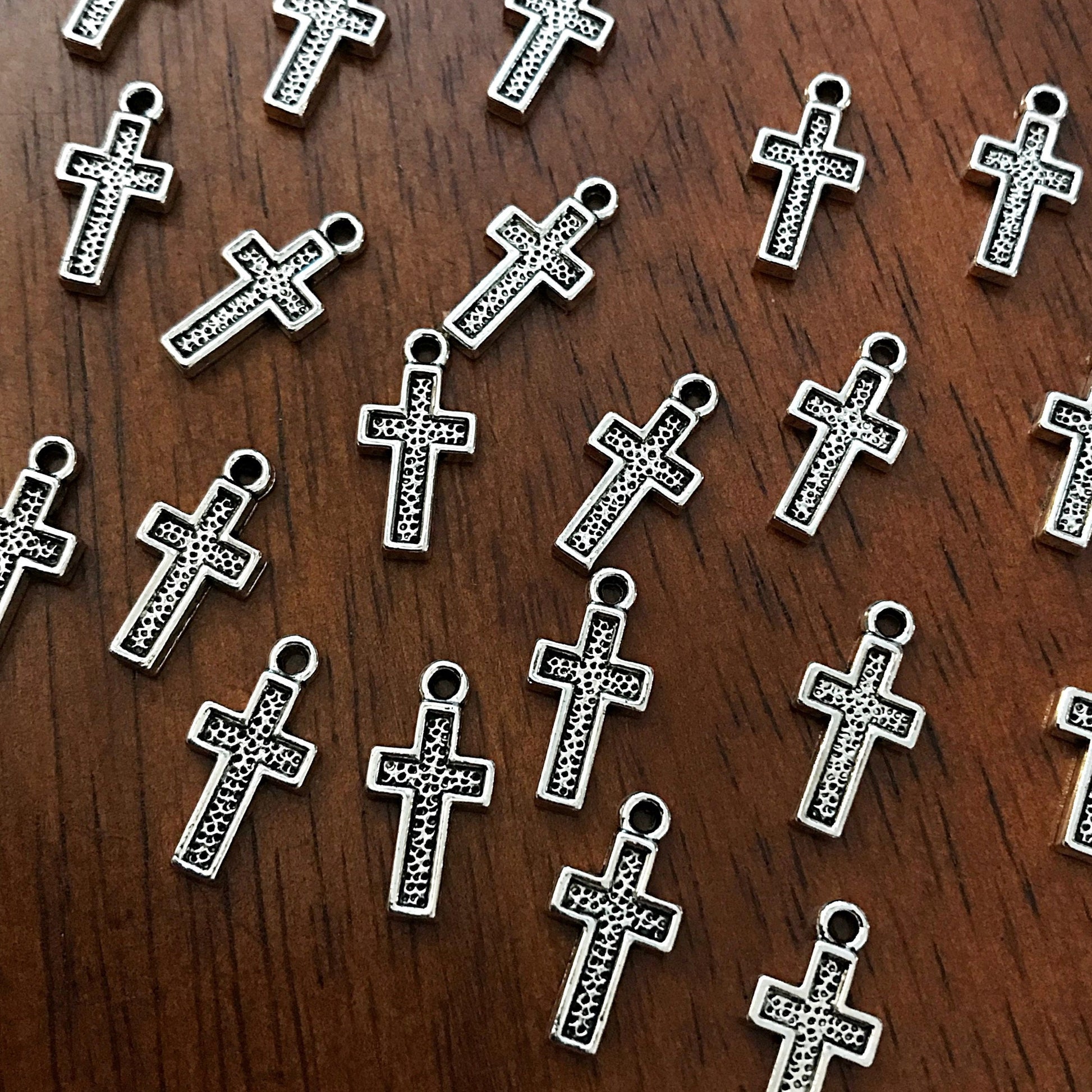 30pcs, Cross Charms, Antique Silver Charms, Silver Cross Charms, Small Cross Charms, Beautiful Cross Charms, Rosary Cross Charms, Findings