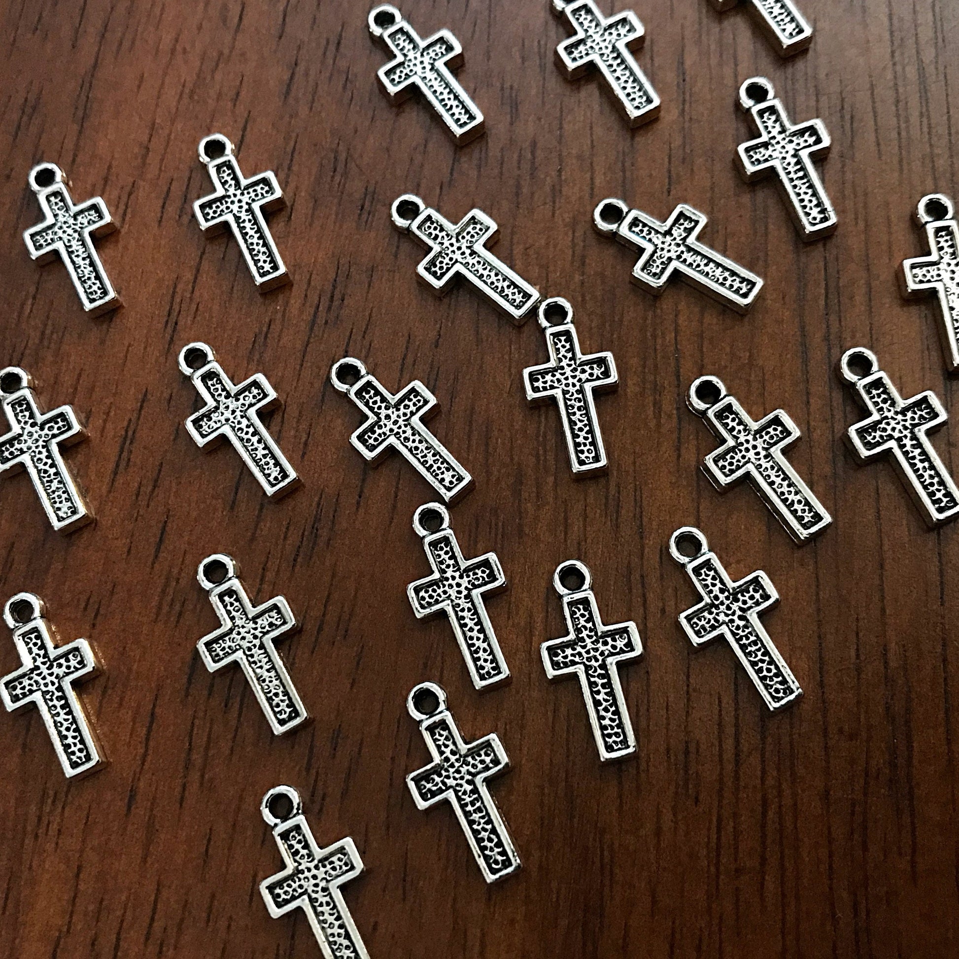 30pcs, Cross Charms, Antique Silver Charms, Silver Cross Charms, Small Cross Charms, Beautiful Cross Charms, Rosary Cross Charms, Findings