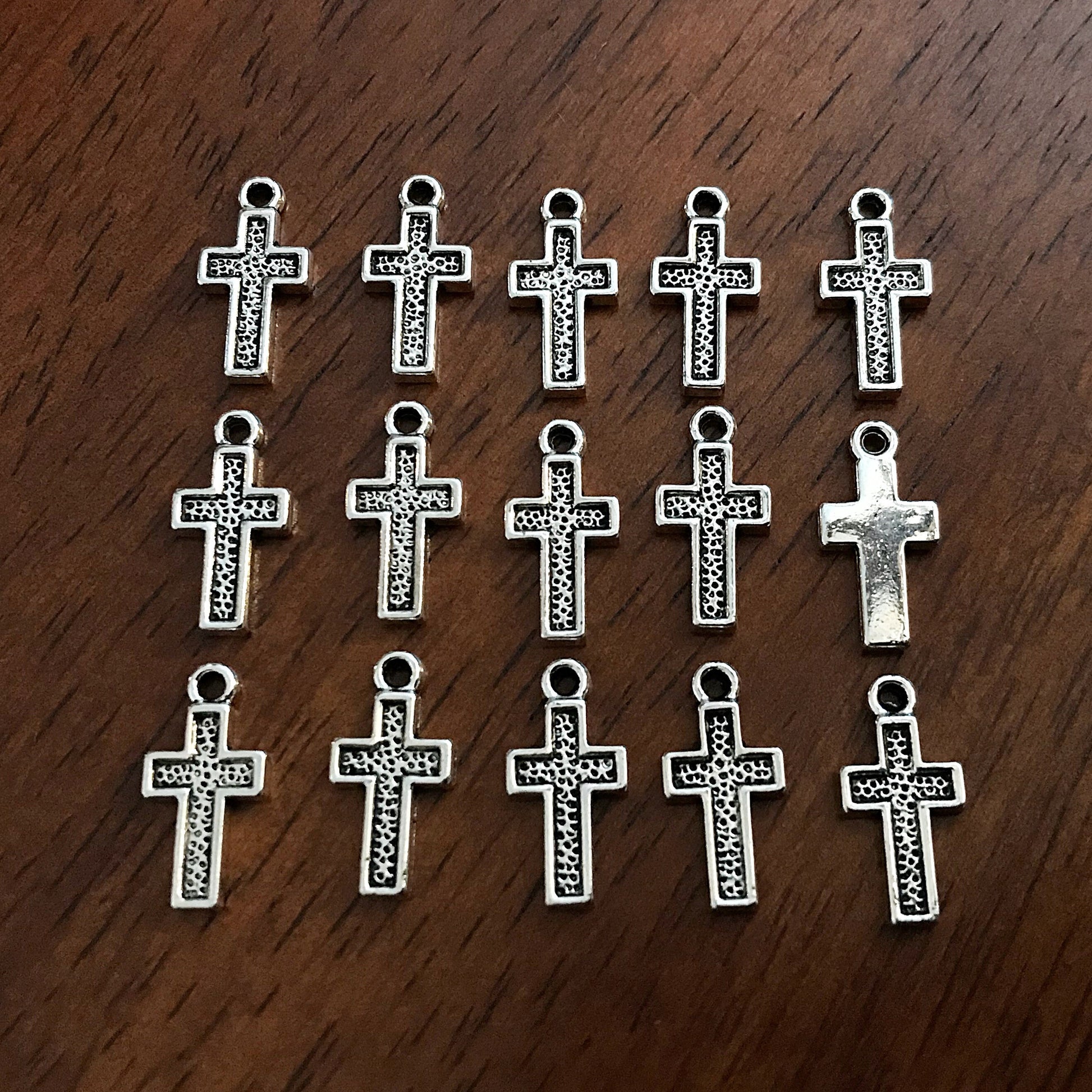 30pcs, Cross Charms, Antique Silver Charms, Silver Cross Charms, Small Cross Charms, Beautiful Cross Charms, Rosary Cross Charms, Findings