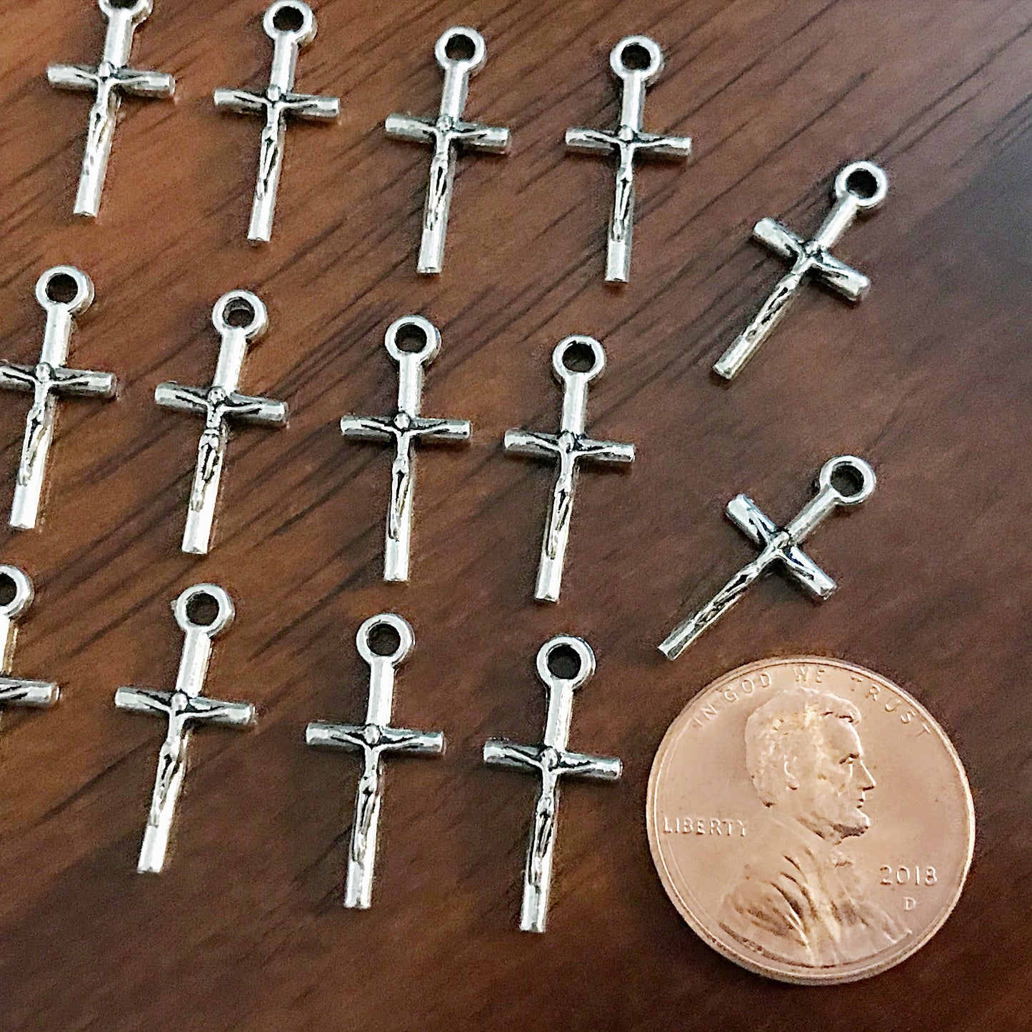 50pcs, Silver Cross Charms, Antique Silver Cross Charm, Thin Cross Charms, Small Silver Cross Charms, Silver Crucifix Charms, Findings