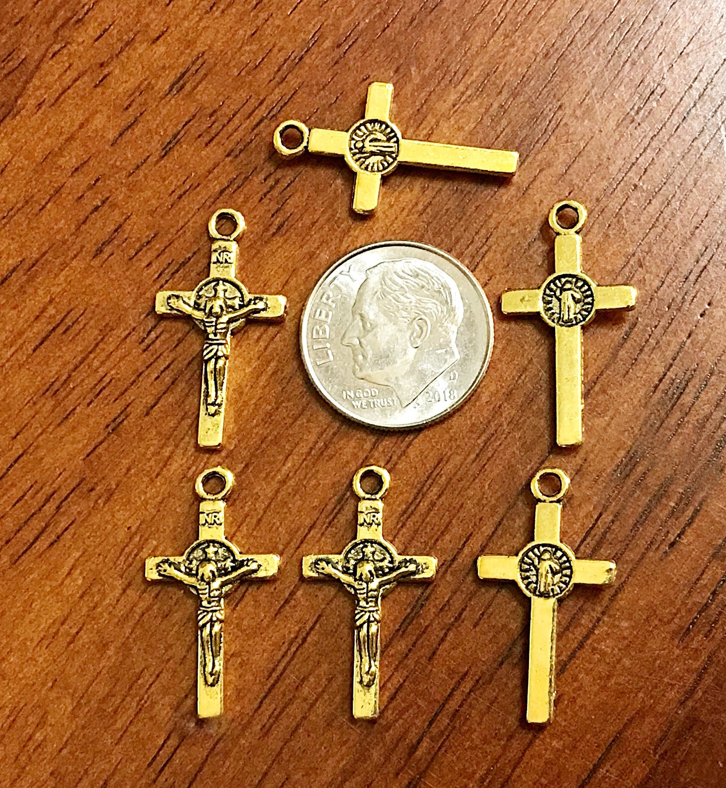 Bulk 25 Gold Cross Charms, Antique Gold Cross Charm, Crucifix Charms, Prayer Quilt Charms, Thin Cross Charms, Gold Cross Pendants, Findings