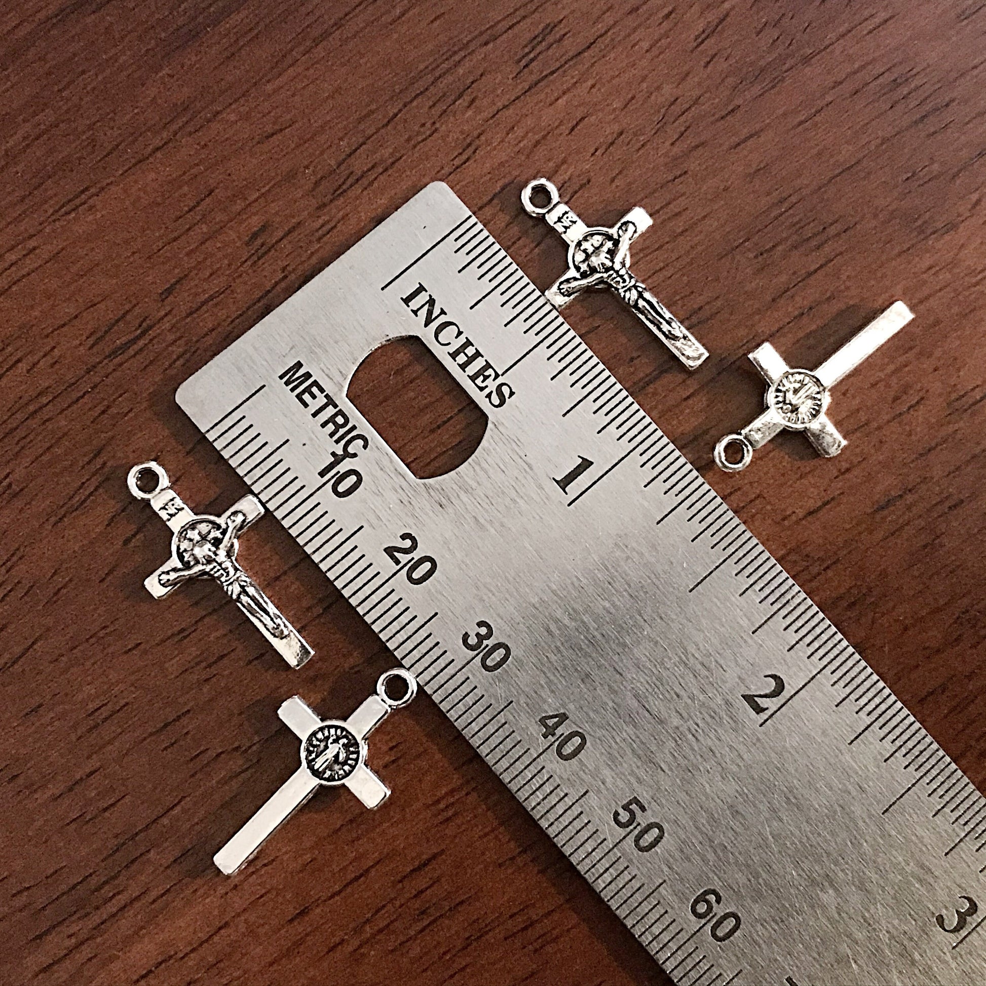 25pcs, Silver Cross Charms, Antique Silver Cross Charms, Crucifix Charms, Prayer Quilt Charms, Thin Cross, Silver Cross Pendants, Findings