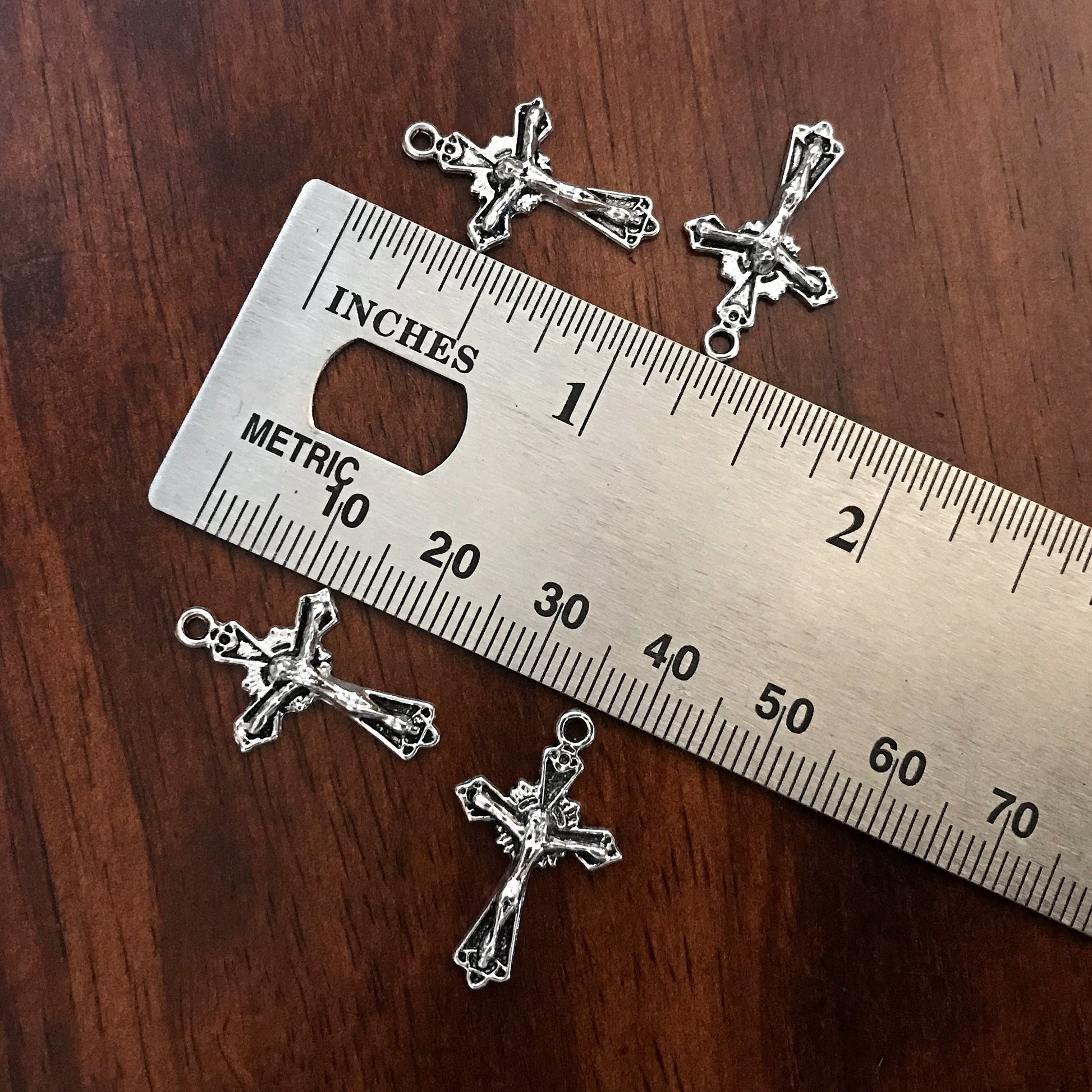 20pcs, Silver Cross Charms, Antique Silver Cross Charms, Crucifix Charms, Prayer Quilt Charms, Thin Cross, Silver Cross Pendants, Findings