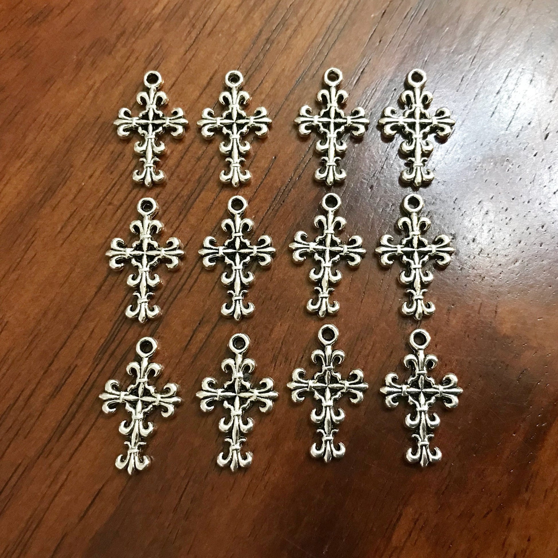20pcs, Cross Charms, Filigree Cross Charms, Detailed Cross, Antique Silver Charms, Double Sided Cross Charms, Fancy Cross Charms, Findings