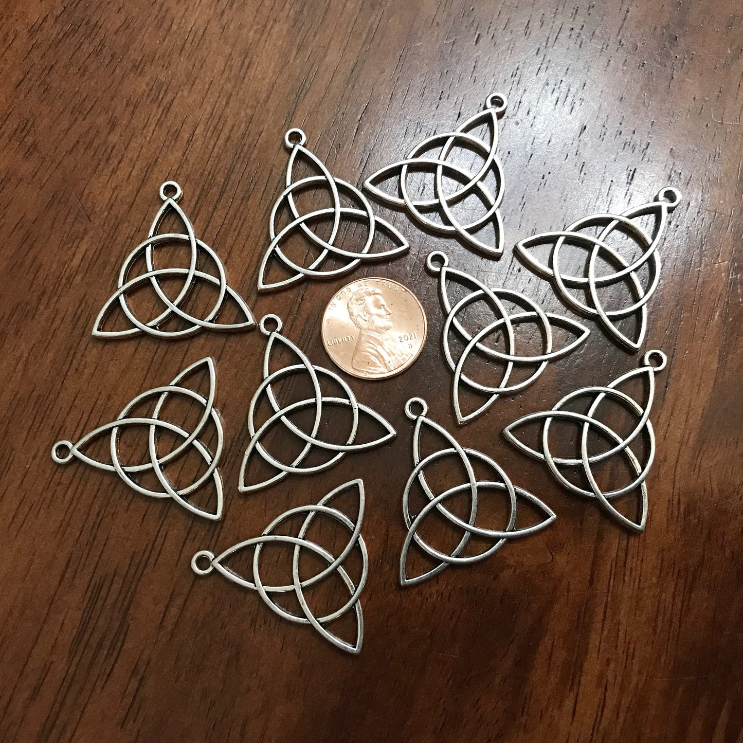 10pcs Celtic Knot Charms, Large Trinity Knot Charms, Triquetra Charms, Dull Silver Tone Infinity Knot Charms, Celtic Knot Pendants, Findings