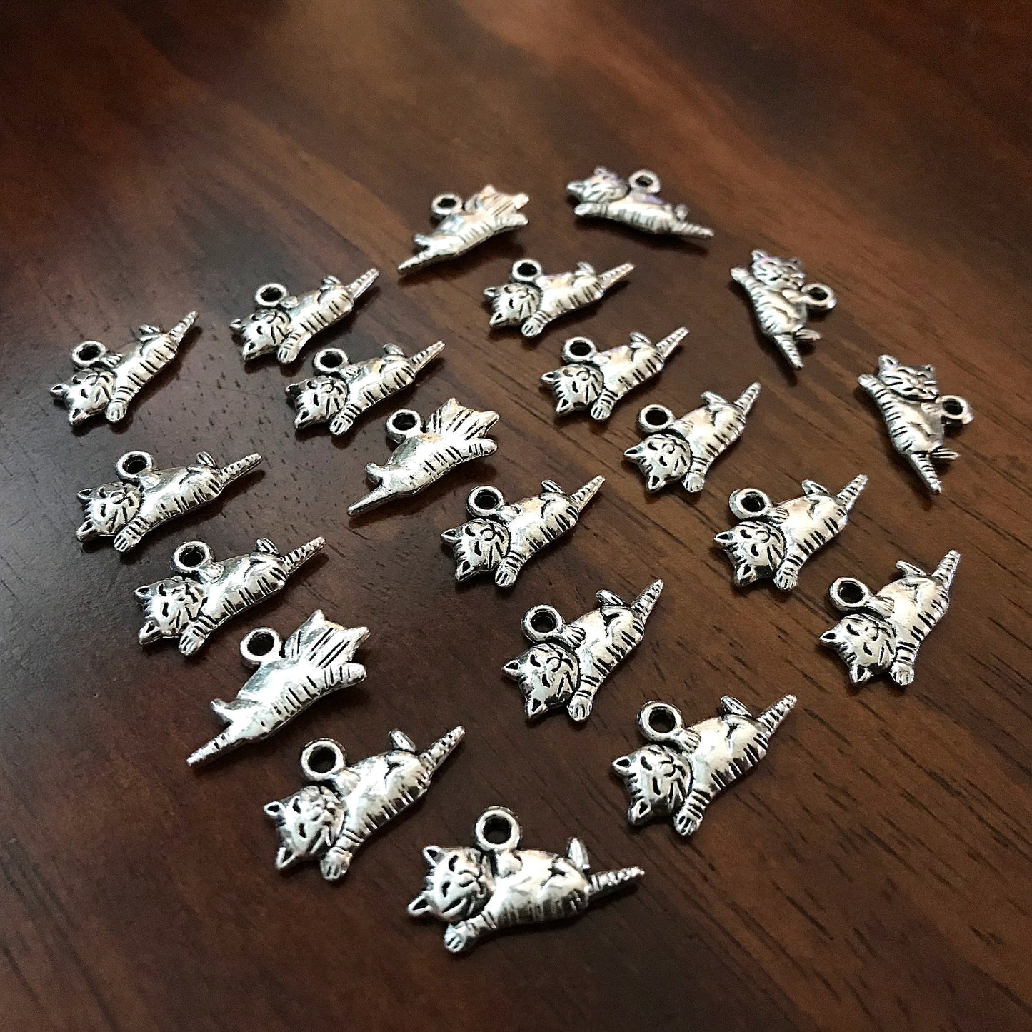 20pcs, Cat Charms, Antique Silver Cat Charms, 3D Cat Charms, Kitten Charms, Feline Charms, Kitty Cat Charms, Silver Cat Charms, Findings