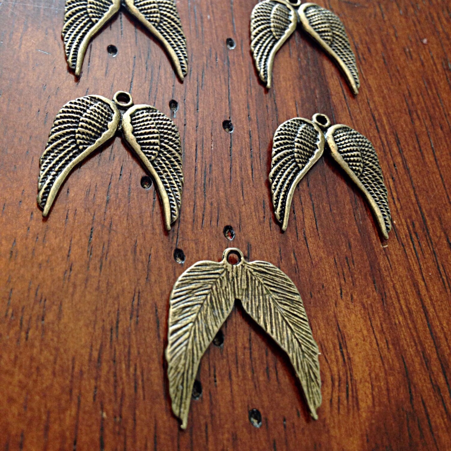 25pcs, Angel Wing Charms, Antique Bronze Charms, Christian Charms, Bronze Angel Wing Charms, Feather Charms, Bronze Wing Pendants, Findings