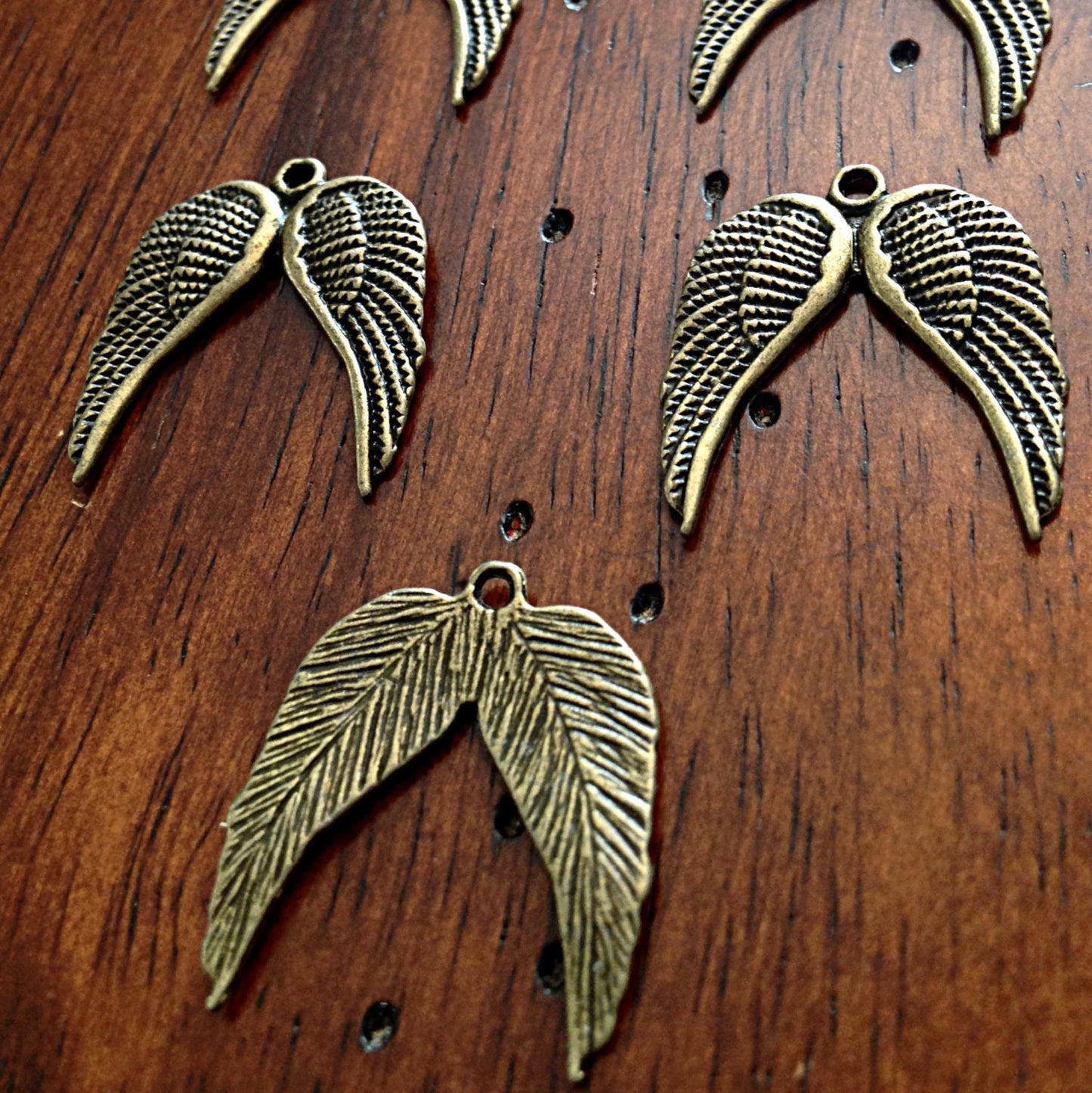 25pcs, Angel Wing Charms, Antique Bronze Charms, Christian Charms, Bronze Angel Wing Charms, Feather Charms, Bronze Wing Pendants, Findings