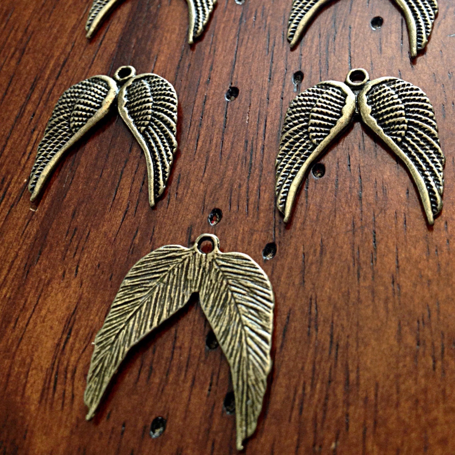 25pcs, Angel Wing Charms, Antique Bronze Charms, Christian Charms, Bronze Angel Wing Charms, Feather Charms, Bronze Wing Pendants, Findings