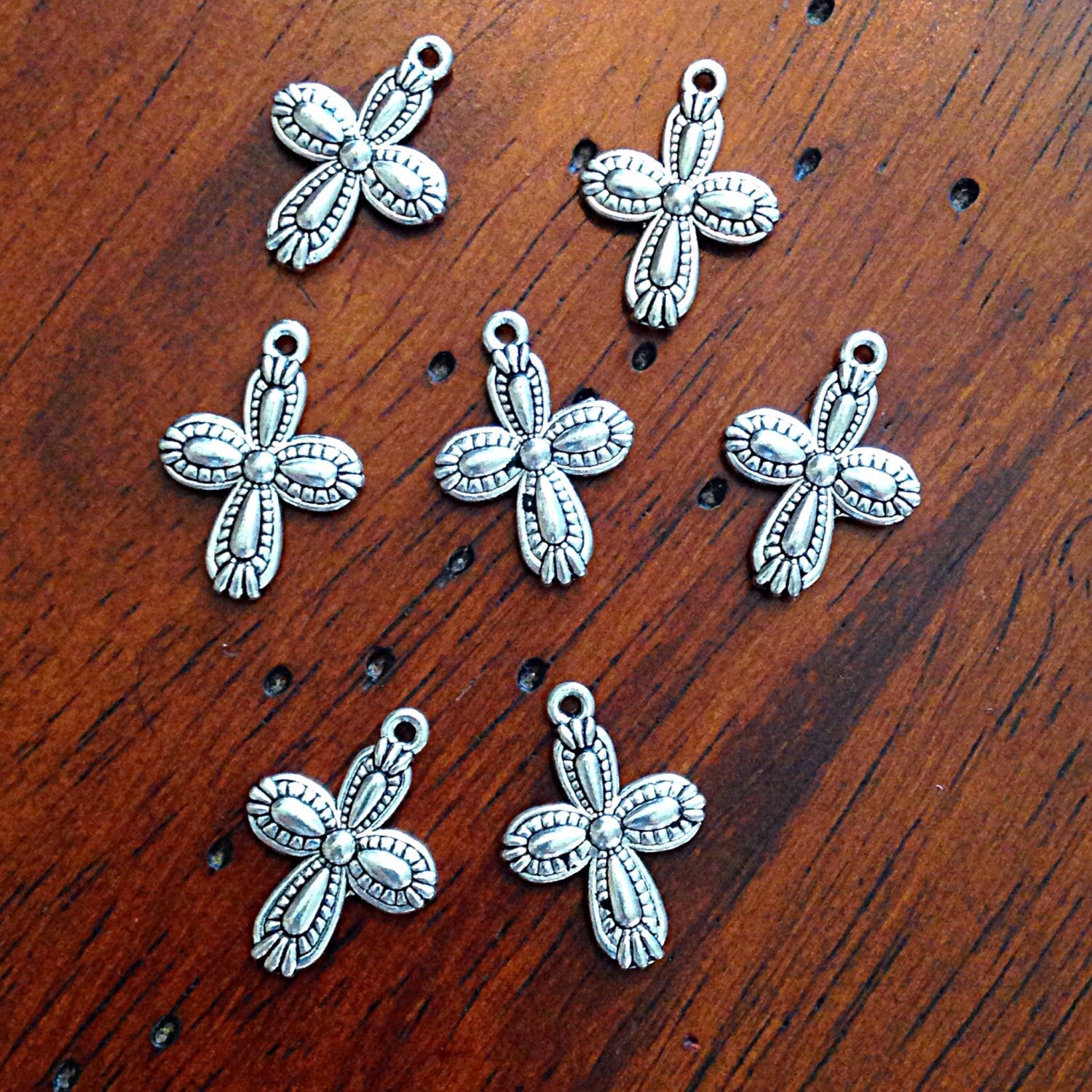 Bulk 40 Silver Cross Charms, Antique Silver Charms, Cross Charms, Double Sided Cross Charms,Tiny Cross, Jewelry And Craft Supplies, Findings