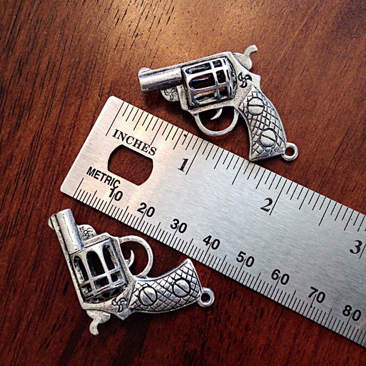 4 Large Gun Charms, Antique Silver Charm, 3D Gun Charms, Pistol Charms, Hand Gun Charm, Fancy Gun Charms, Women’s Hand Gun Charm, Findings
