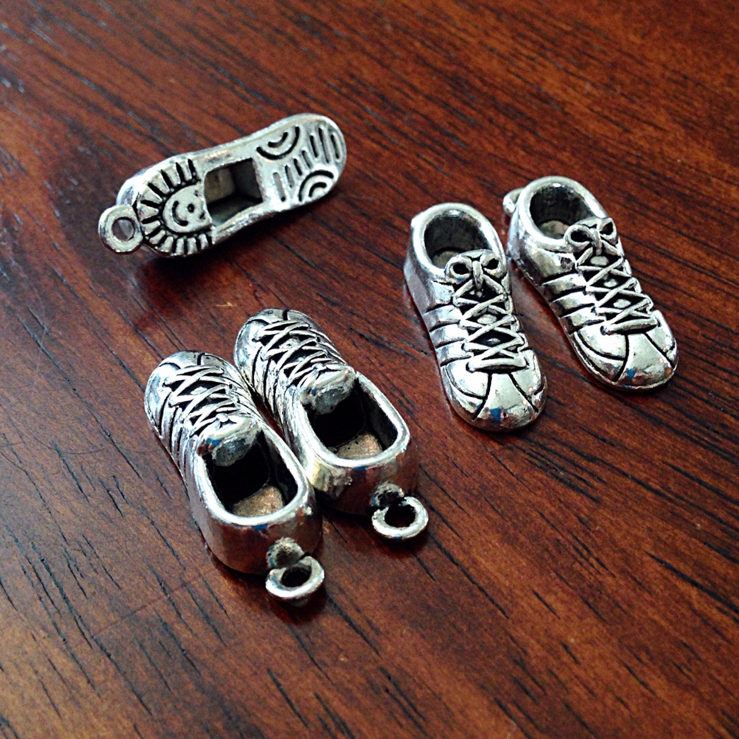 8pcs Tennis Shoe Charms, Shoe Charms, 3D Shoes Charms Sneaker Charms, Basketball Charms, Sports Charms, Tools and Craft Supplies, Findings