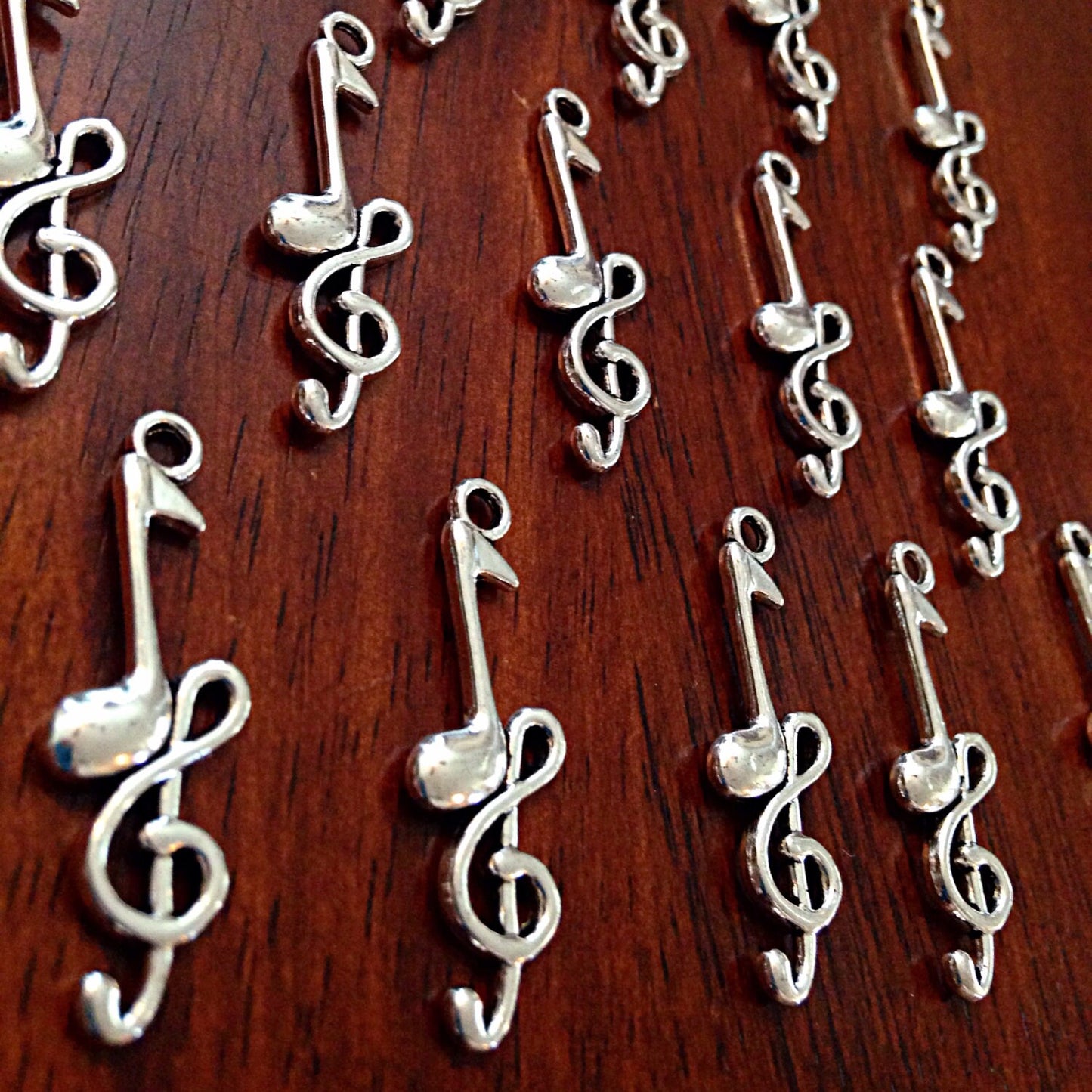 20pcs Music Notes Charms, Antique Silver Charms, Silver Music Charms, Treble Clef Charms, Crafts and Jewelry Supplies and Findings
