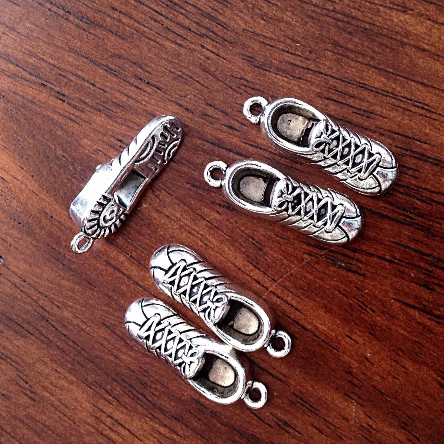 8pcs Tennis Shoe Charms, Shoe Charms, 3D Shoes Charms Sneaker Charms, Basketball Charms, Sports Charms, Tools and Craft Supplies, Findings