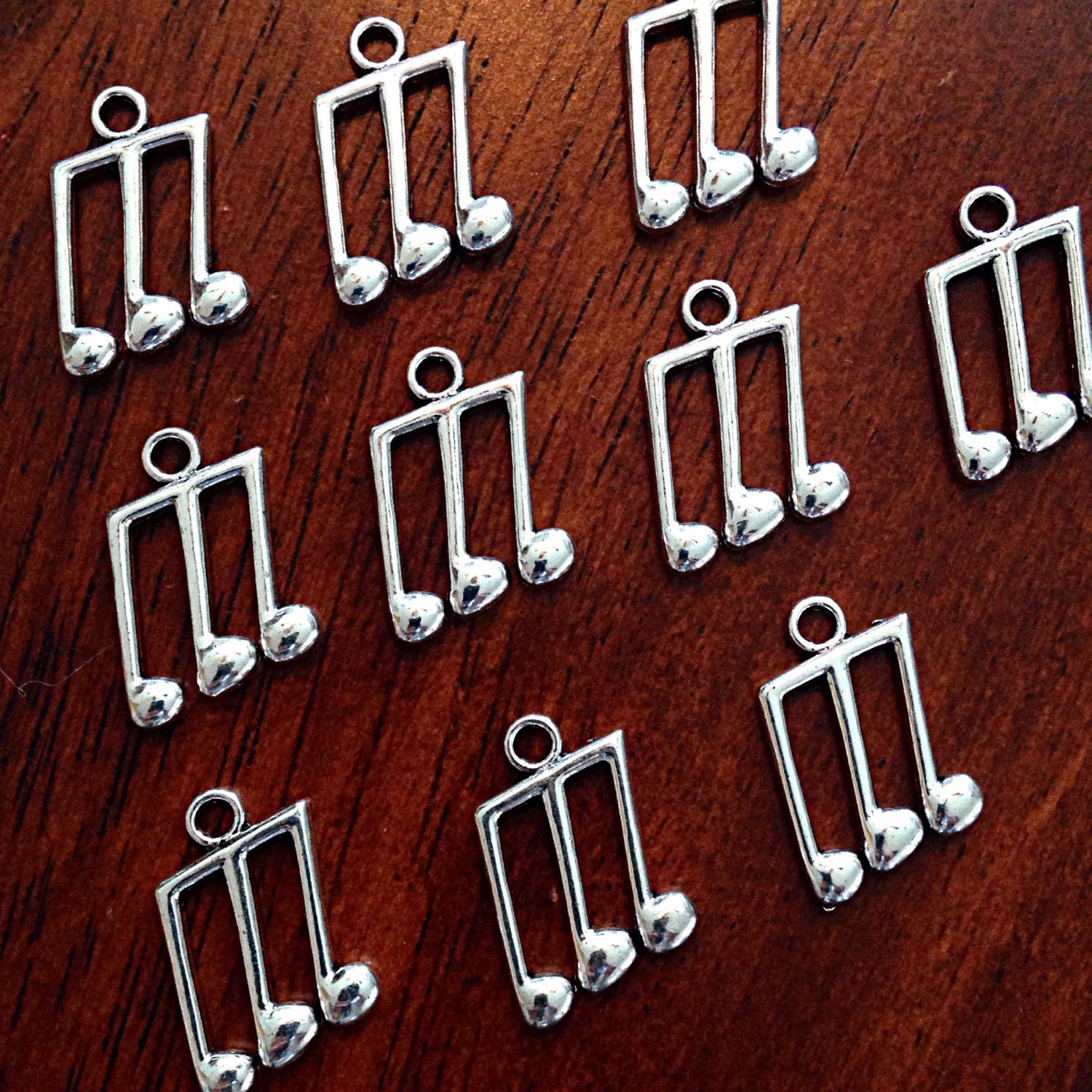 Bulk 20 Music Notes Charms, Antique Silver Charms, Silver Music Charms, Double Sided Charms, Crafts and Jewelry Supplies, Findings