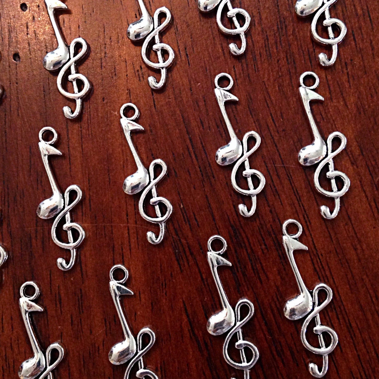 20pcs Music Notes Charms, Antique Silver Charms, Silver Music Charms, Treble Clef Charms, Crafts and Jewelry Supplies and Findings