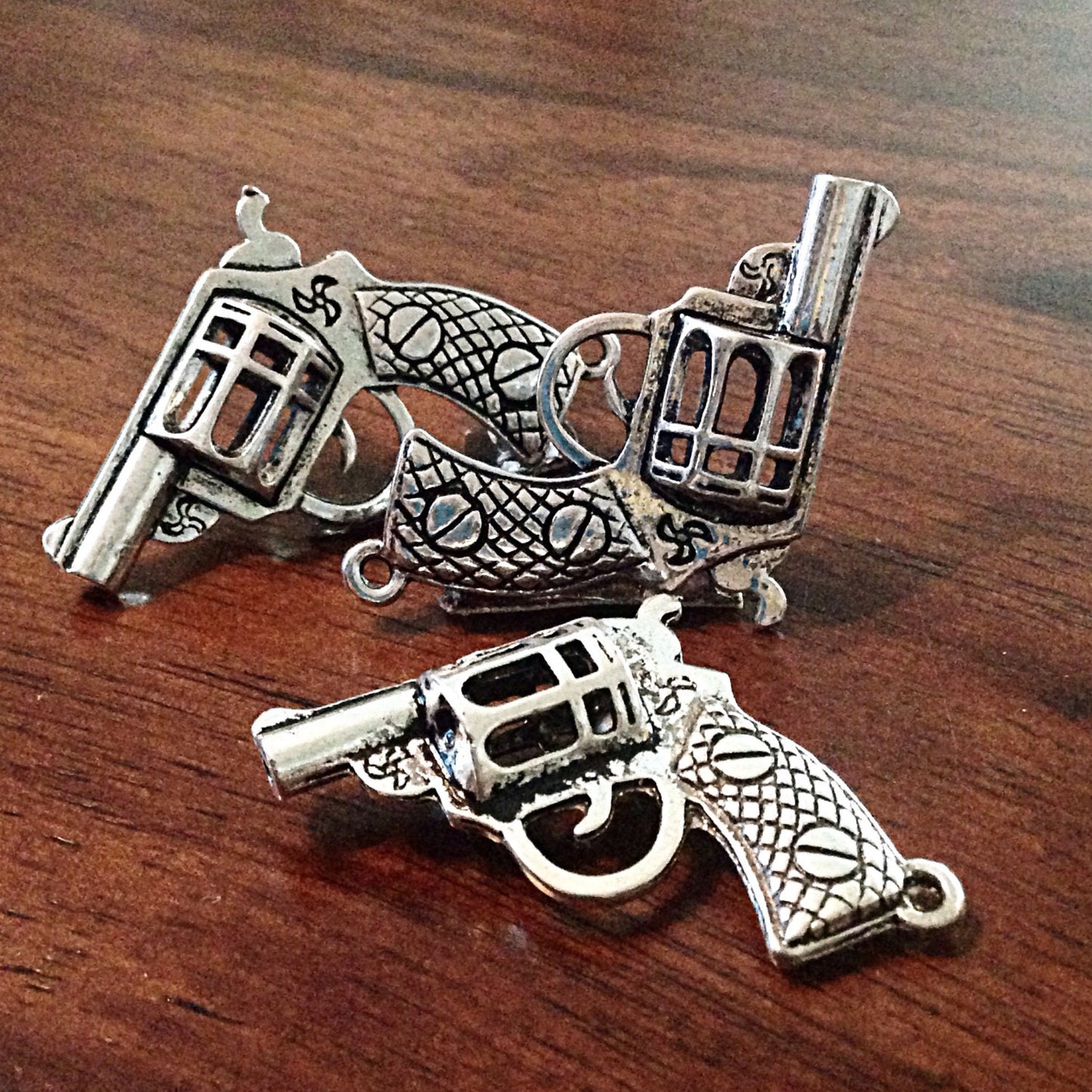 4 Large Gun Charms, Antique Silver Charm, 3D Gun Charms, Pistol Charms, Hand Gun Charm, Fancy Gun Charms, Women’s Hand Gun Charm, Findings