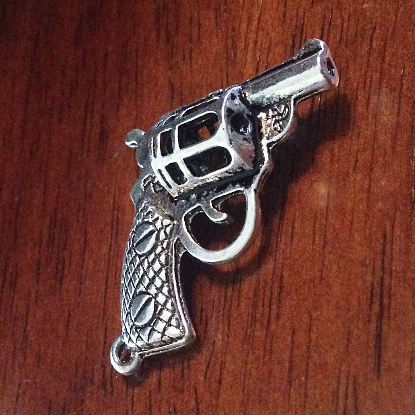 4 Large Gun Charms, Antique Silver Charm, 3D Gun Charms, Pistol Charms, Hand Gun Charm, Fancy Gun Charms, Women’s Hand Gun Charm, Findings