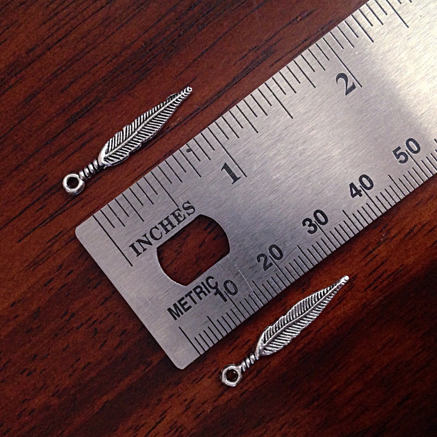 50pcs, Feather Charms, Antique Silver Feather Charms, Feather Charms, Indian Feather Charms, Native American Charms, Arrow Charms, Finding