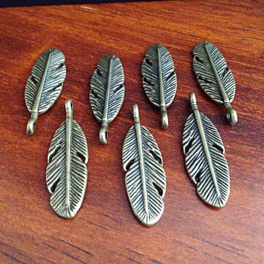Bulk 15 Bronze Wing Charms, Antique Bronze Wing, Feather Charms, Bronze Feather Charms, Crafts and Jewelry Making Supplies and Findings