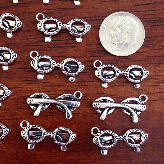 Bulk 20 Sunglasses Charms, Silver Charms, Eye Glasses Charms, Double Sided Charms, 3D Charms, Findings, Craft and Jewelry Supplies