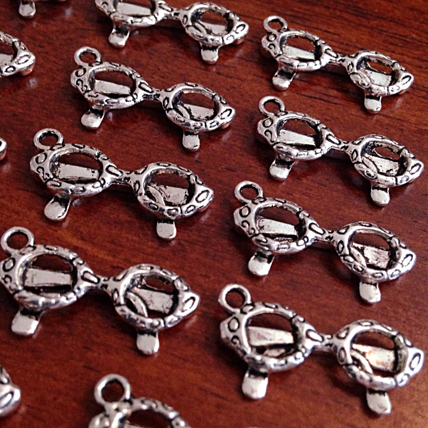 Bulk 20 Sunglasses Charms, Silver Charms, Eye Glasses Charms, Double Sided Charms, 3D Charms, Findings, Craft and Jewelry Supplies
