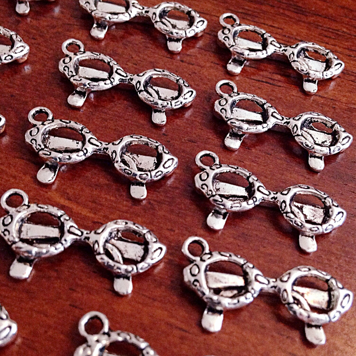 Bulk 20 Sunglasses Charms, Silver Charms, Eye Glasses Charms, Double Sided Charms, 3D Charms, Findings, Craft and Jewelry Supplies