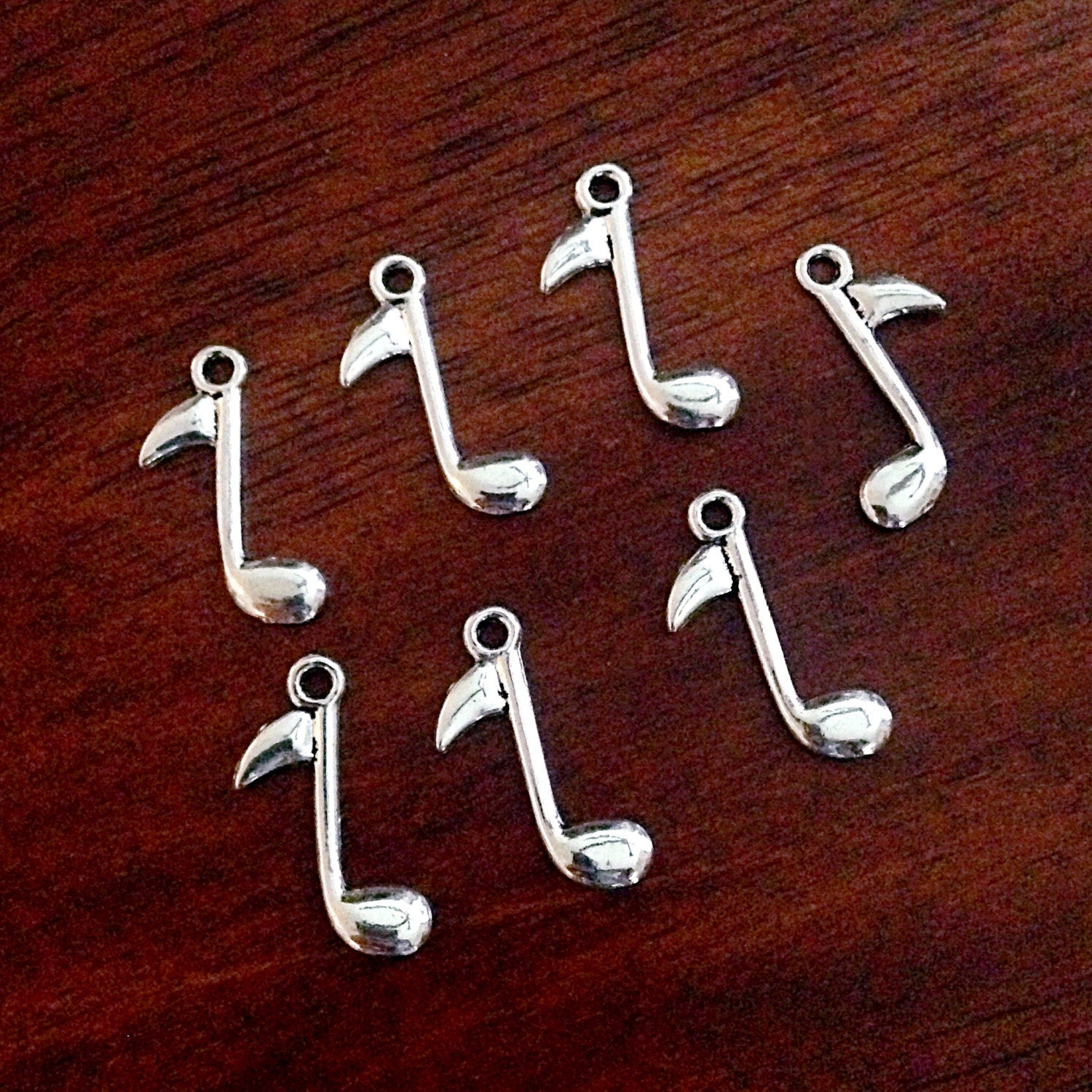 Bulk 20 Music Notes Charms, Antique Silver Charms, Silver Music Charms, Treble Clef Charms, Crafts and Jewelry Supplies and Findings