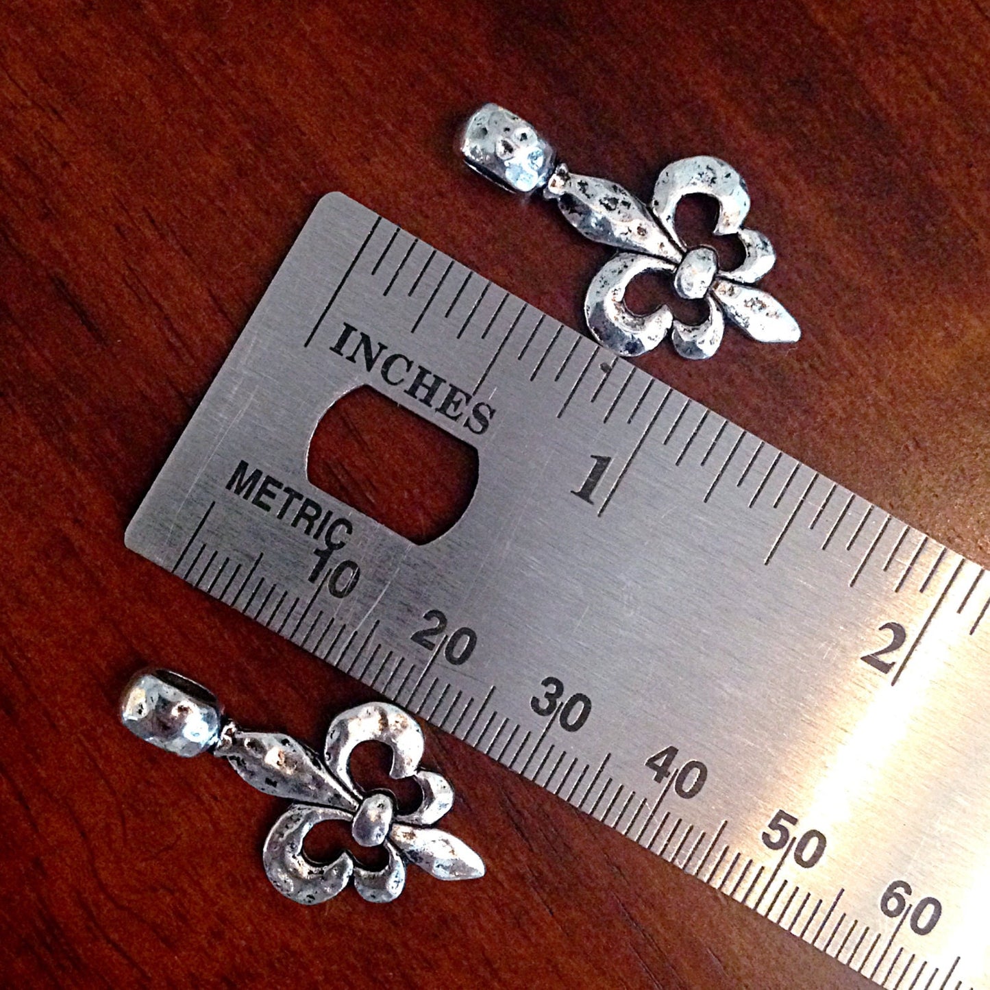 12 Fleur De Lis Charms, Antique Silver Charms, New Orleans Saints Charms, Mardi Gras Charms, Findings, Crafting and Jewelry Supplies