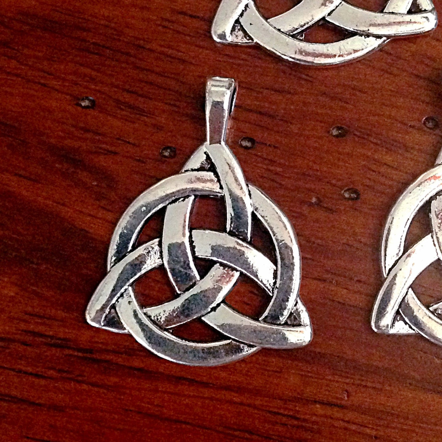 5 Celtic Knot Charms, Infinity Knot Charms, Large Silver Celtic Knot Pendants, Double Sided Charms, Findings, Craft and Jewelry Supplies