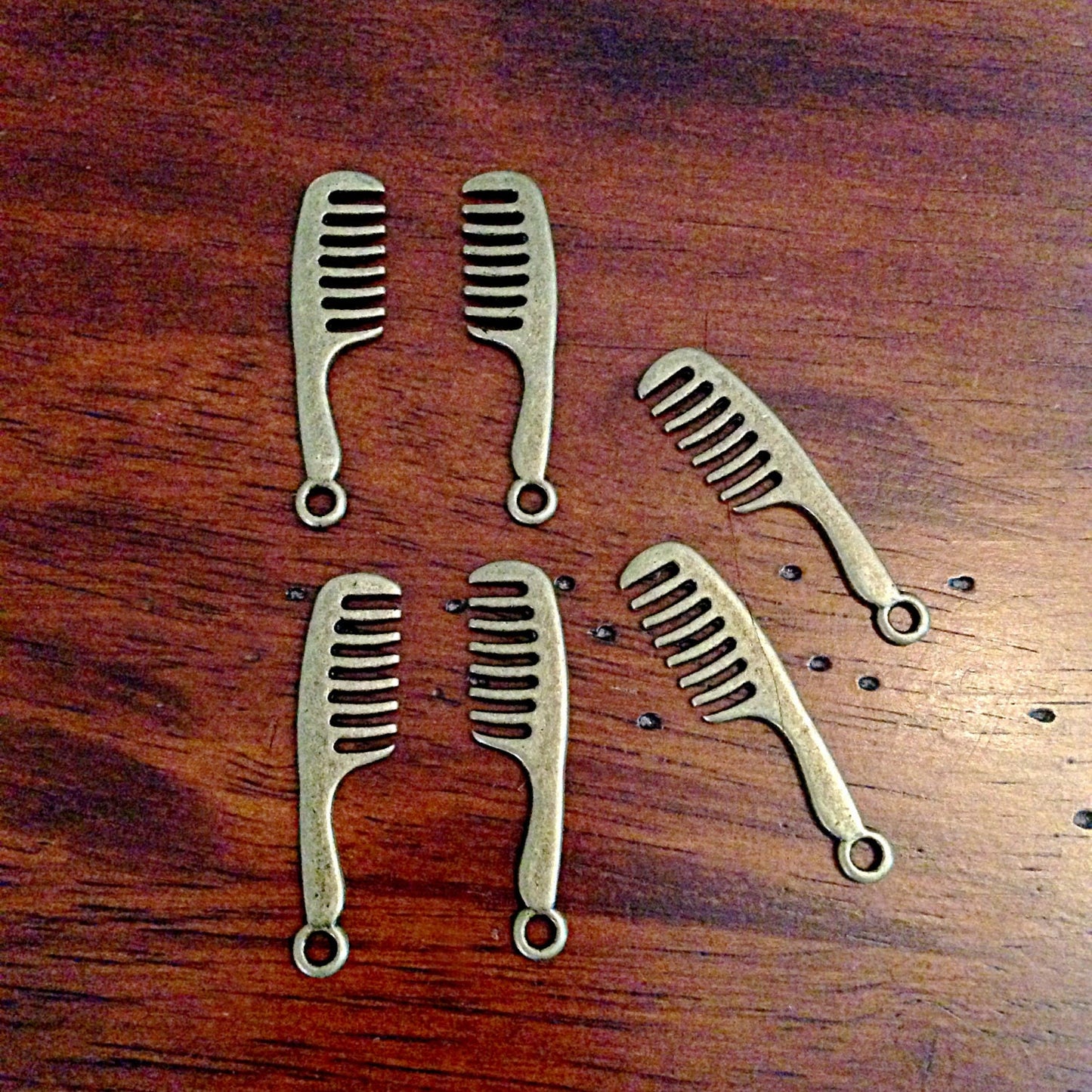 20pcs, Hair Comb Charms, Antique Bronze Charms, Hair Comb Charms, Hairdresser Charms, Scissor Charms, Findings, Crafts and Jewelry Supplies