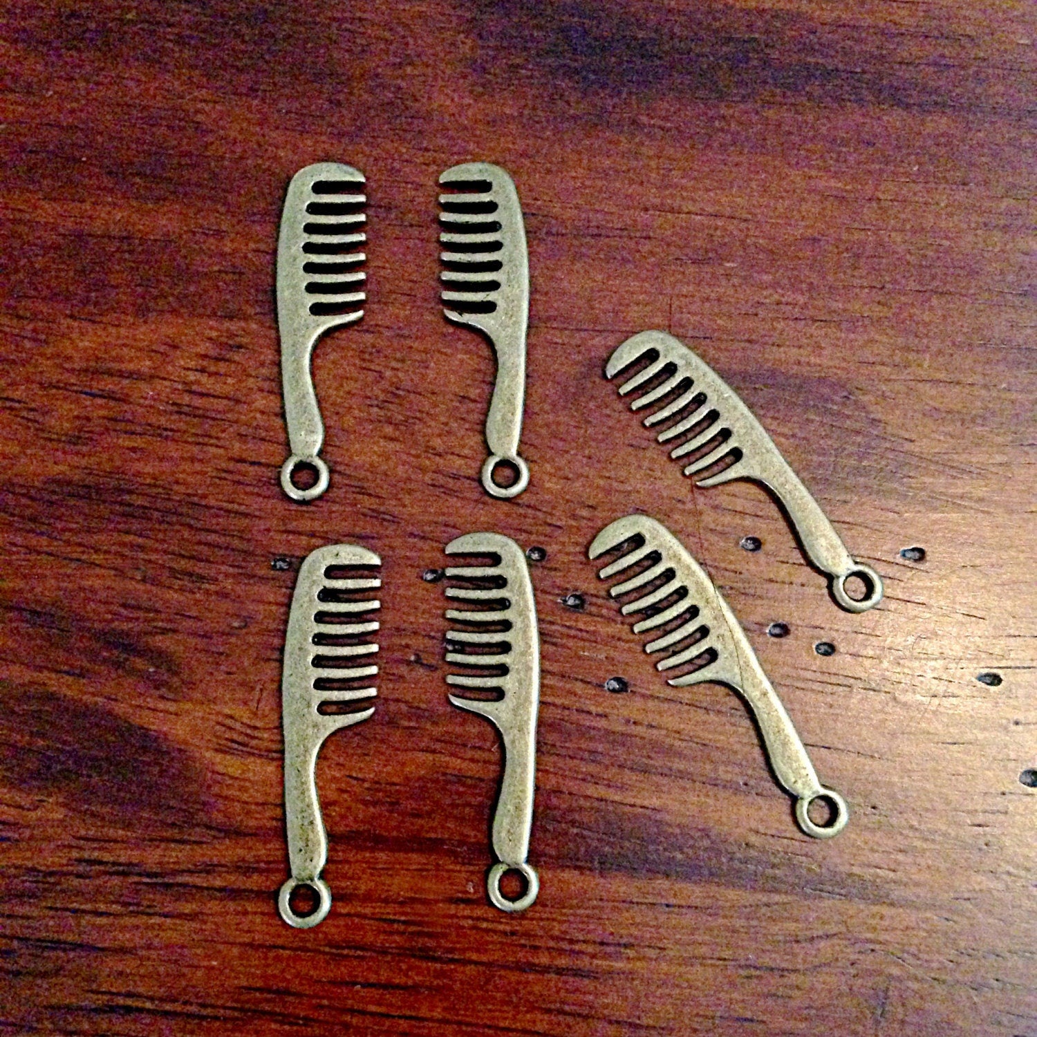 20pcs, Hair Comb Charms, Antique Bronze Charms, Hair Comb Charms, Hairdresser Charms, Scissor Charms, Findings, Crafts and Jewelry Supplies