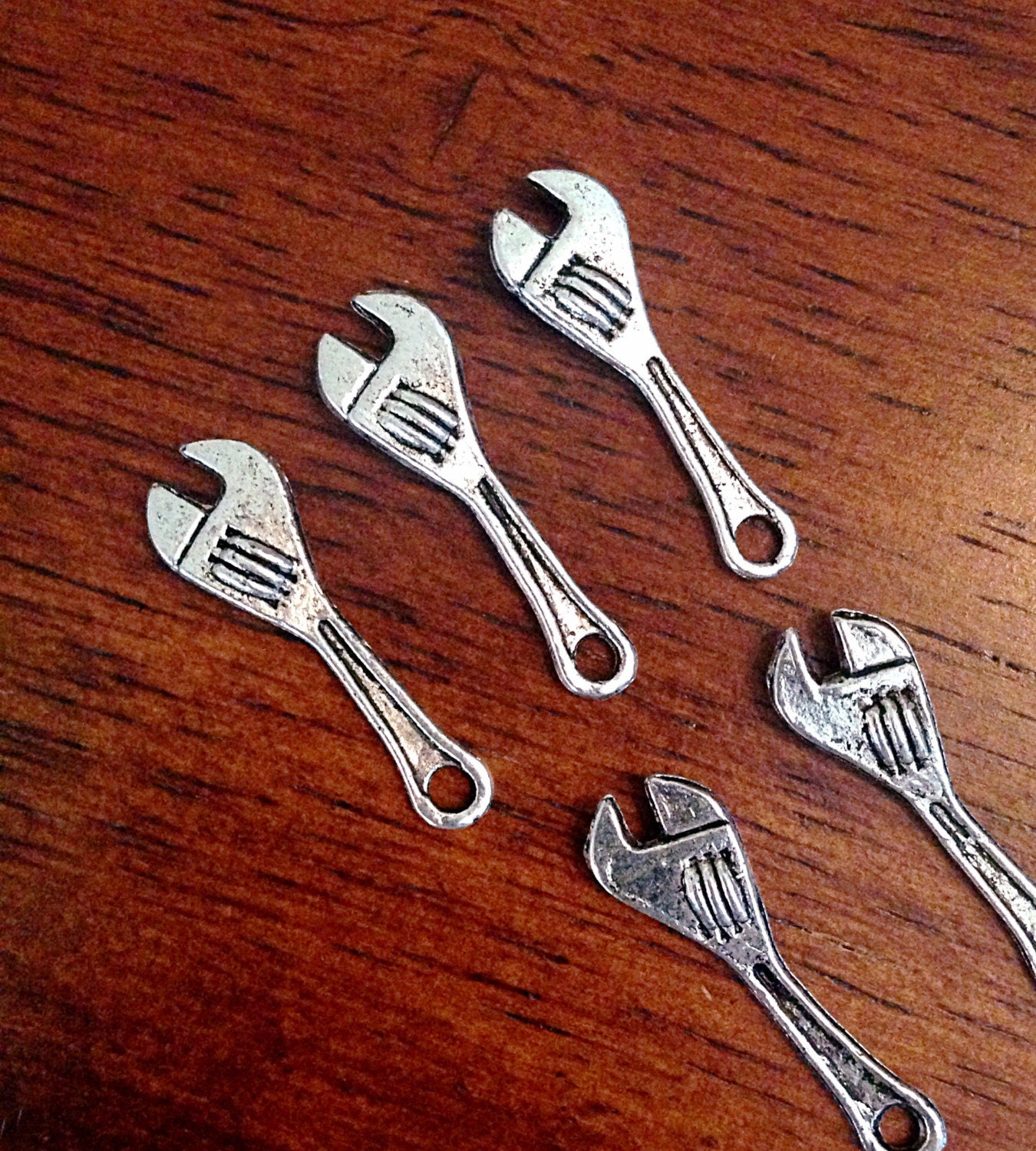 Bulk 25 Wrench Charms, Antique Silver Charms, Wrench Charms, Tools Charms, Hand Tools Charms, Findings, Jewelry and Craft Supplies