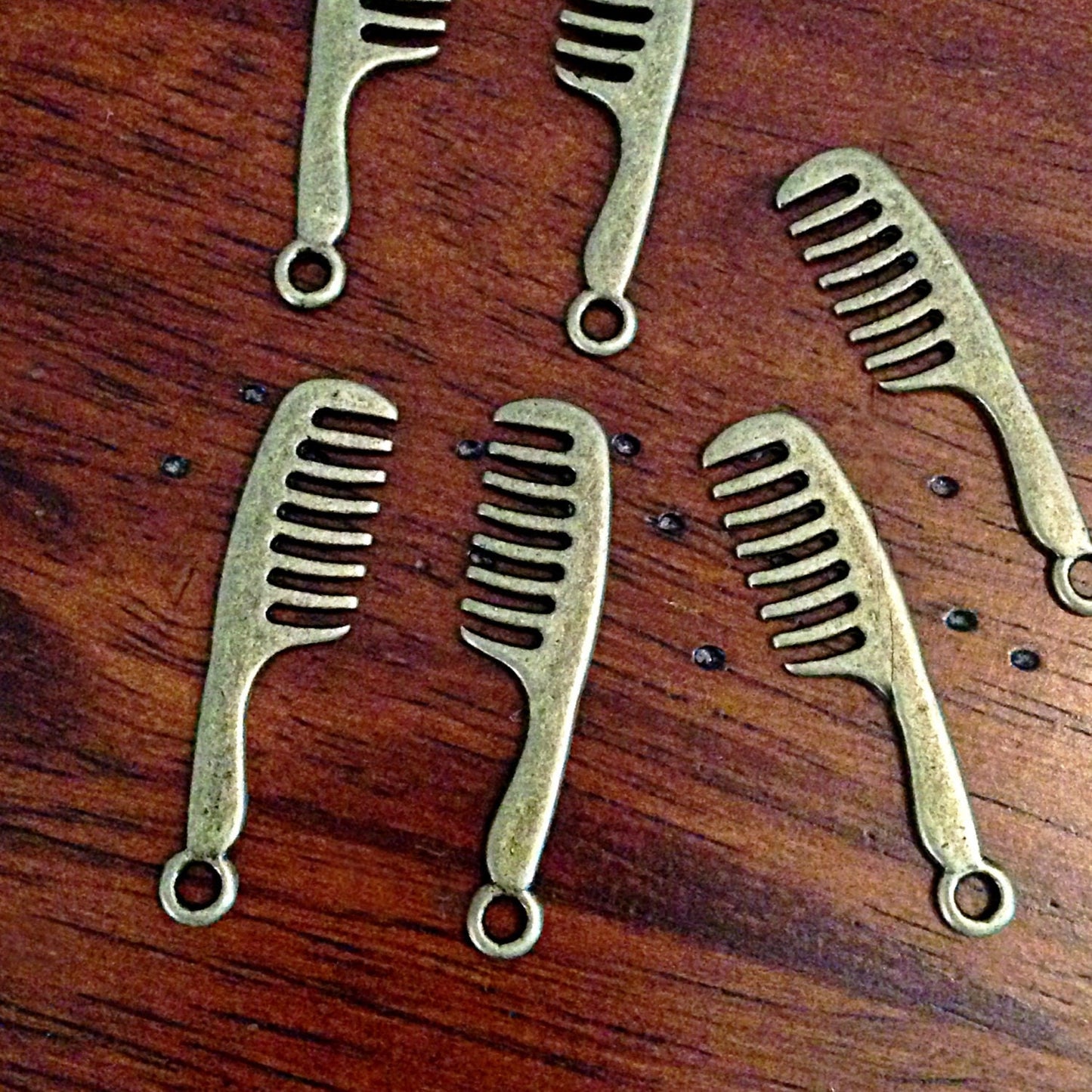 20pcs, Hair Comb Charms, Antique Bronze Charms, Hair Comb Charms, Hairdresser Charms, Scissor Charms, Findings, Crafts and Jewelry Supplies