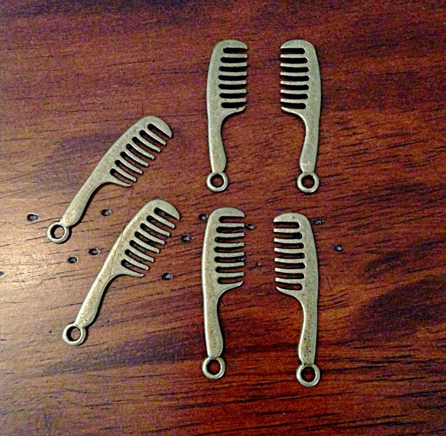 20pcs, Hair Comb Charms, Antique Bronze Charms, Hair Comb Charms, Hairdresser Charms, Scissor Charms, Findings, Crafts and Jewelry Supplies