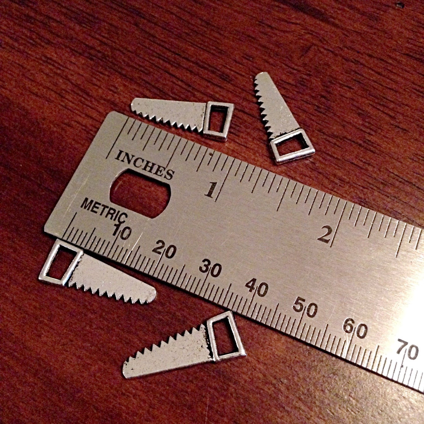 BULK 25 Saw Charms, Antique Silver Charms, Hand Saw Charms, Tools Charms, Men's Charms, Blade Charms, Jewelry and Craft Supplies, Findings