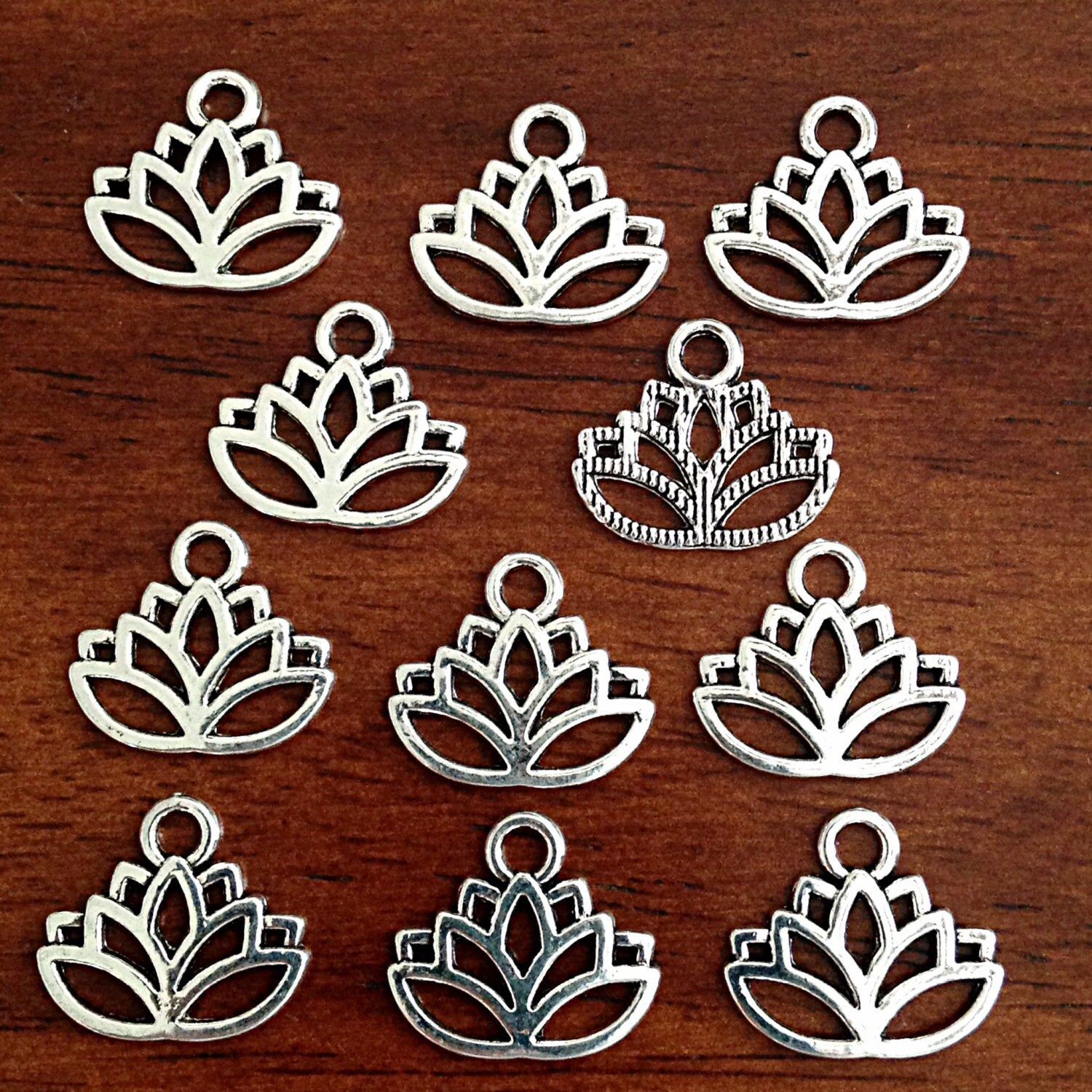 25pcs, Lotus Charms, Lotus Flower Charm, Lotus Pendants, Flower Charms, Lotus Flower Pendants, Yoga Charms, Zen Charms, Lotus, Findings