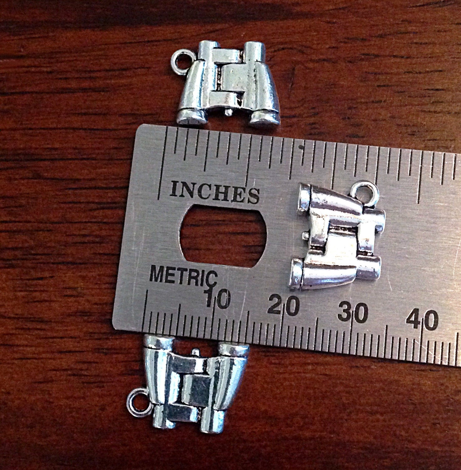 Bulk 20 Binocular Charms, Antique Silver Charms, Bicnoculars Charms, 3D Binoculars Charms, Looking Galss,Jewelry and Craft Supplies,Findings