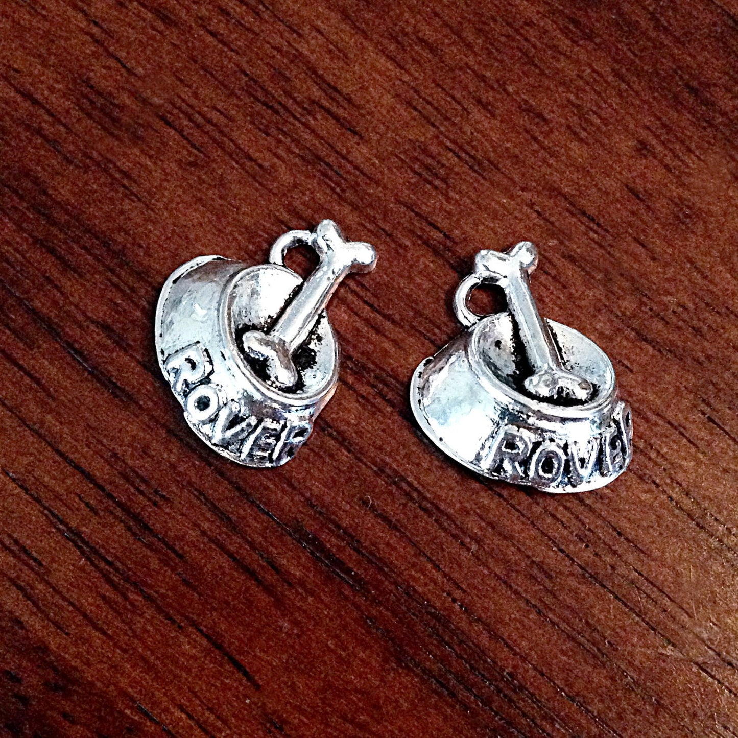 BULK 20 Dog Bowl Charms, Antique Silver Charms, Dog Bone Charms, Doggy Bowl, Pet Charms, Dog Bowl, Jewelry and Craft Supplies, Findings