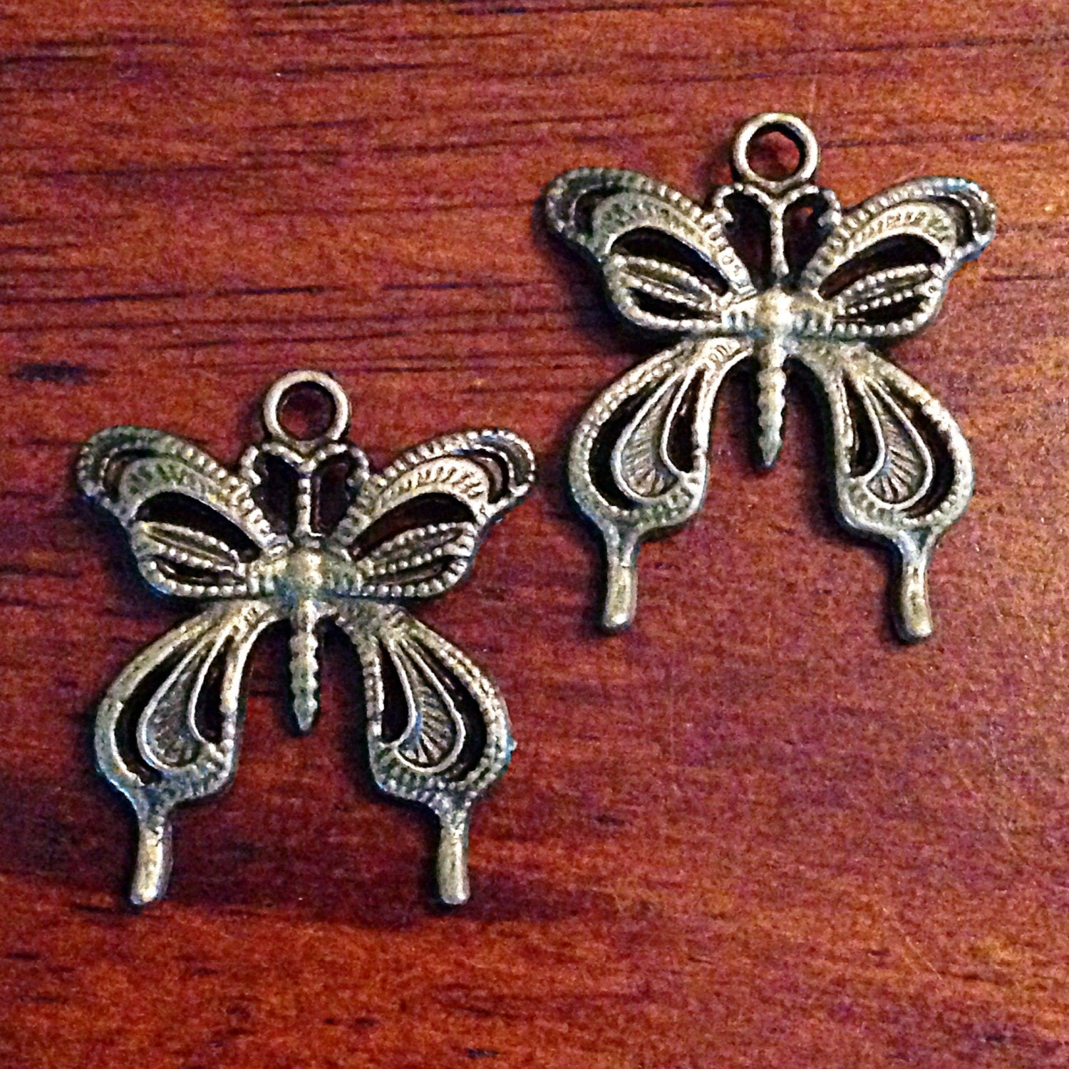 Bulk 20 Bronze Butterfly Charms, Antique Bronze Charms, Filigree Butterfly Charms, Butterfly Pendants, Craft and Jewelry Supplies, Findings