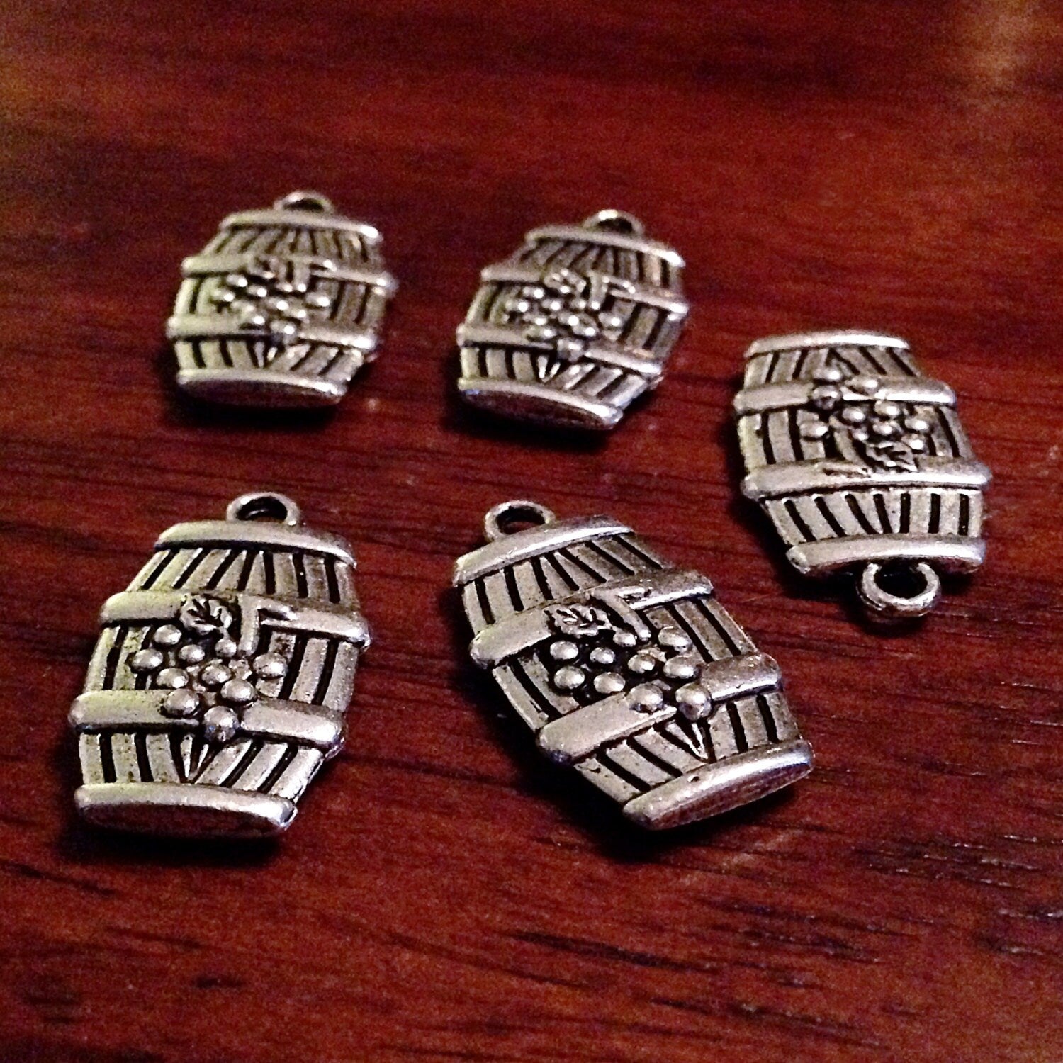 10pcs, Wine Barrel Charms, Antique Silver Barrel Charms, SilveE Wine Glass Charms, Vineyard Charms, Grapes Charms, Wine Barrel Pendants 