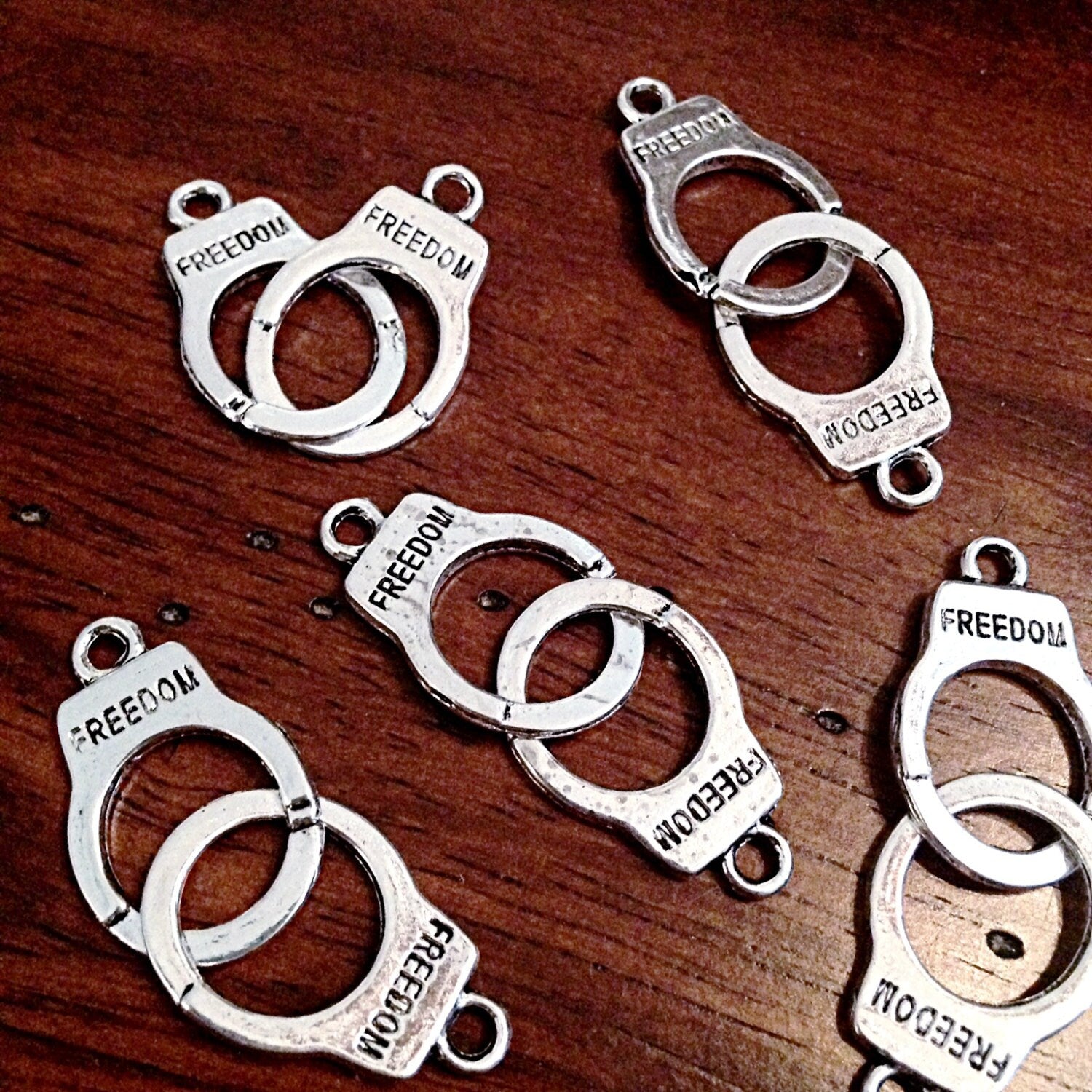 15 Handcuff Charms, Handcuffs, Antique Silver Charms, Double Sided Handcuffs, Handcuffs Pendants, Jewelry and Craft Supplies, Findings