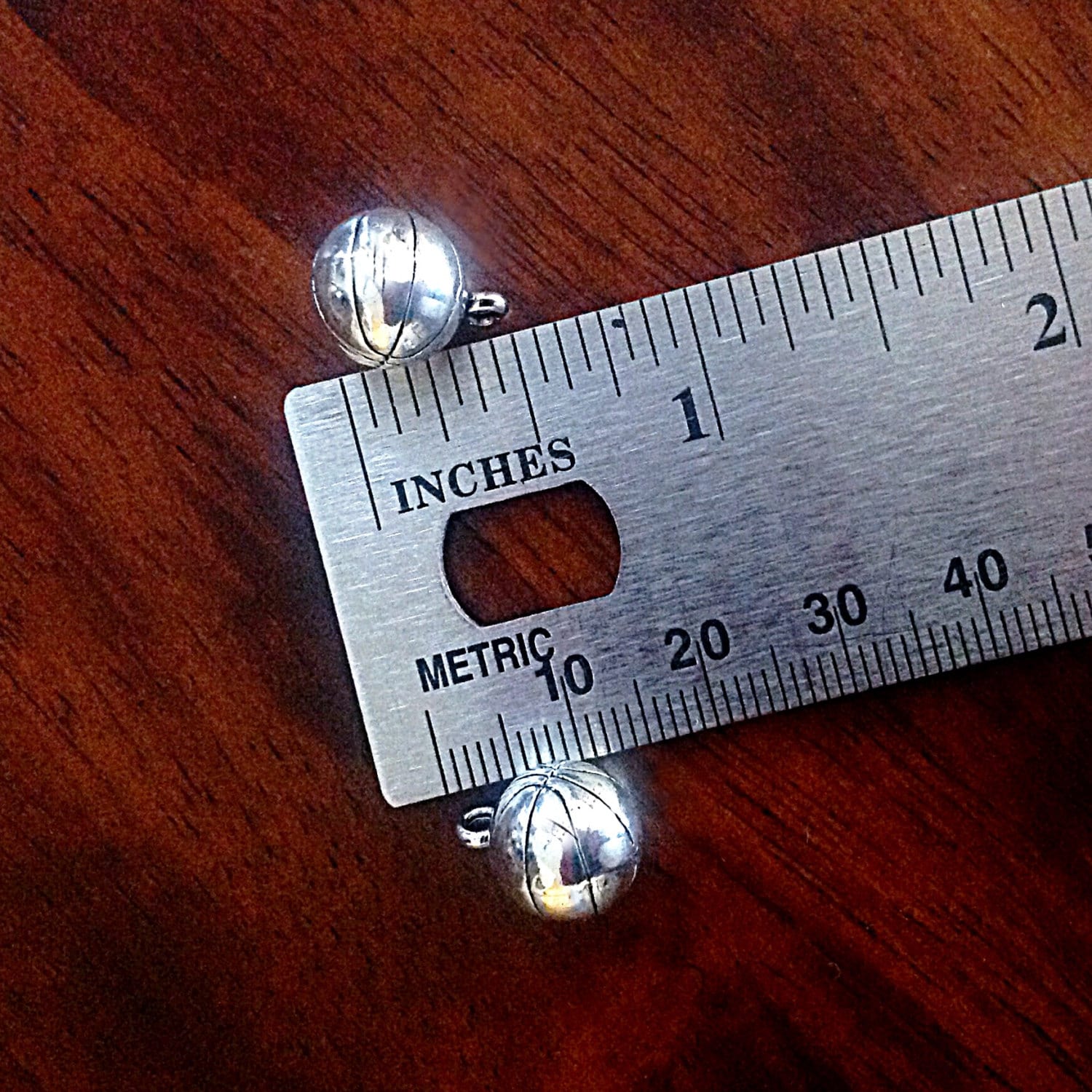 7 Basketball Charms, Antique Silver Charms, Basketball Charms, Basketball, Ball Charms, Sports Charms, Craft and Jewelry Supplies, Findings